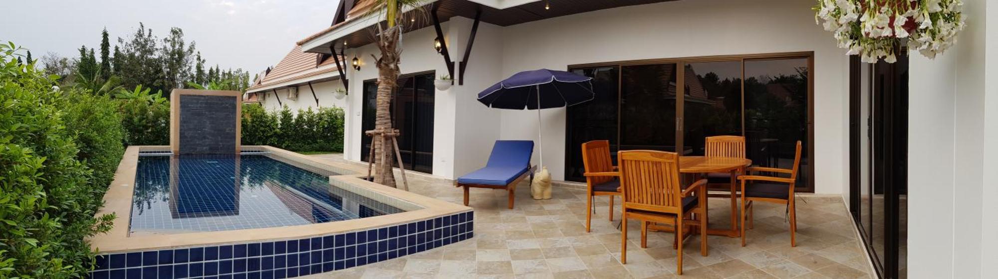 Resort Vip Chain Pool Ban Phe