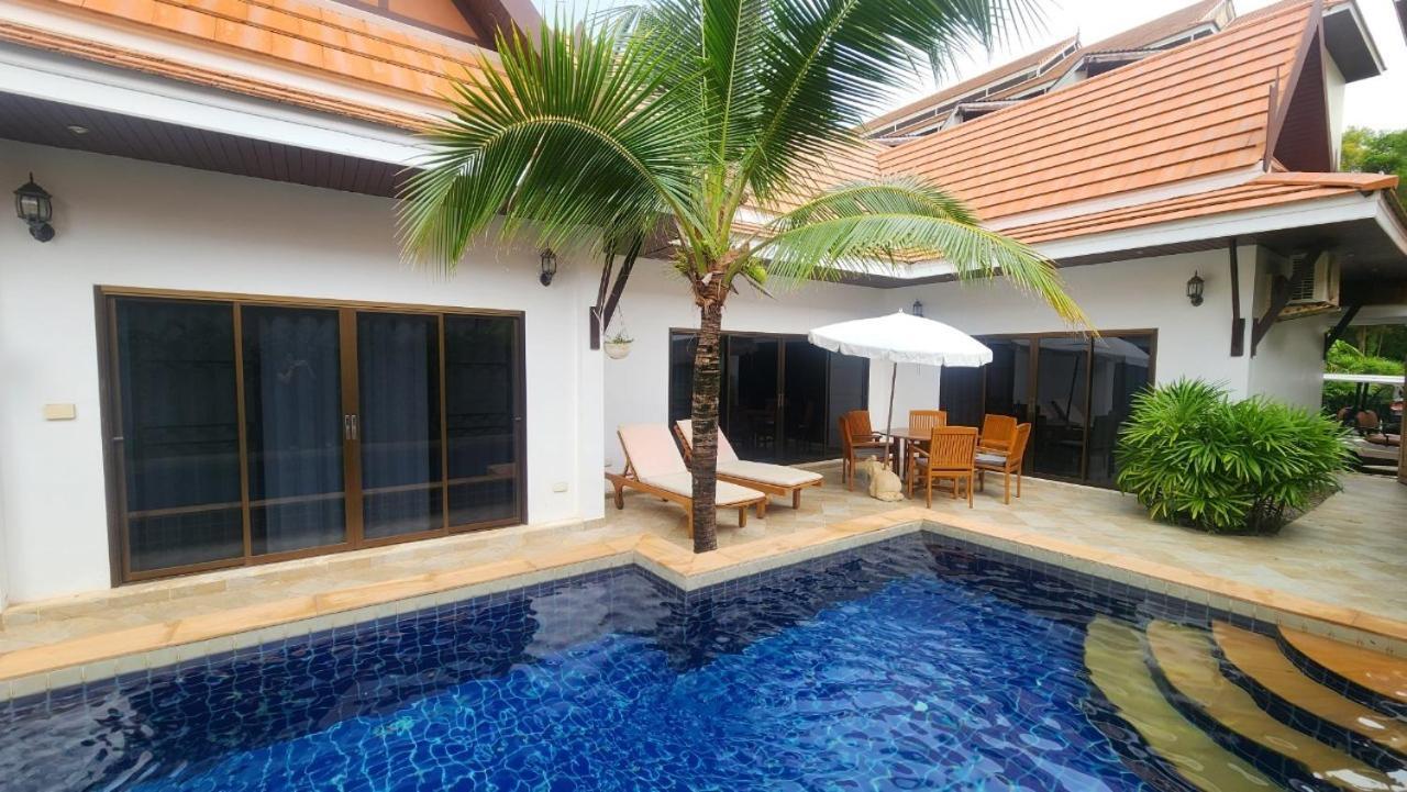 Vip Chain Pool Resort
