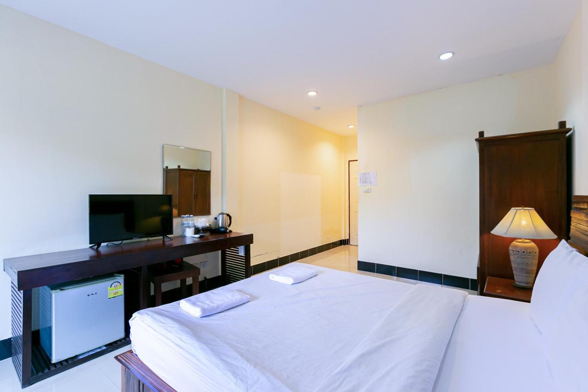 Hotel Deeden 3*