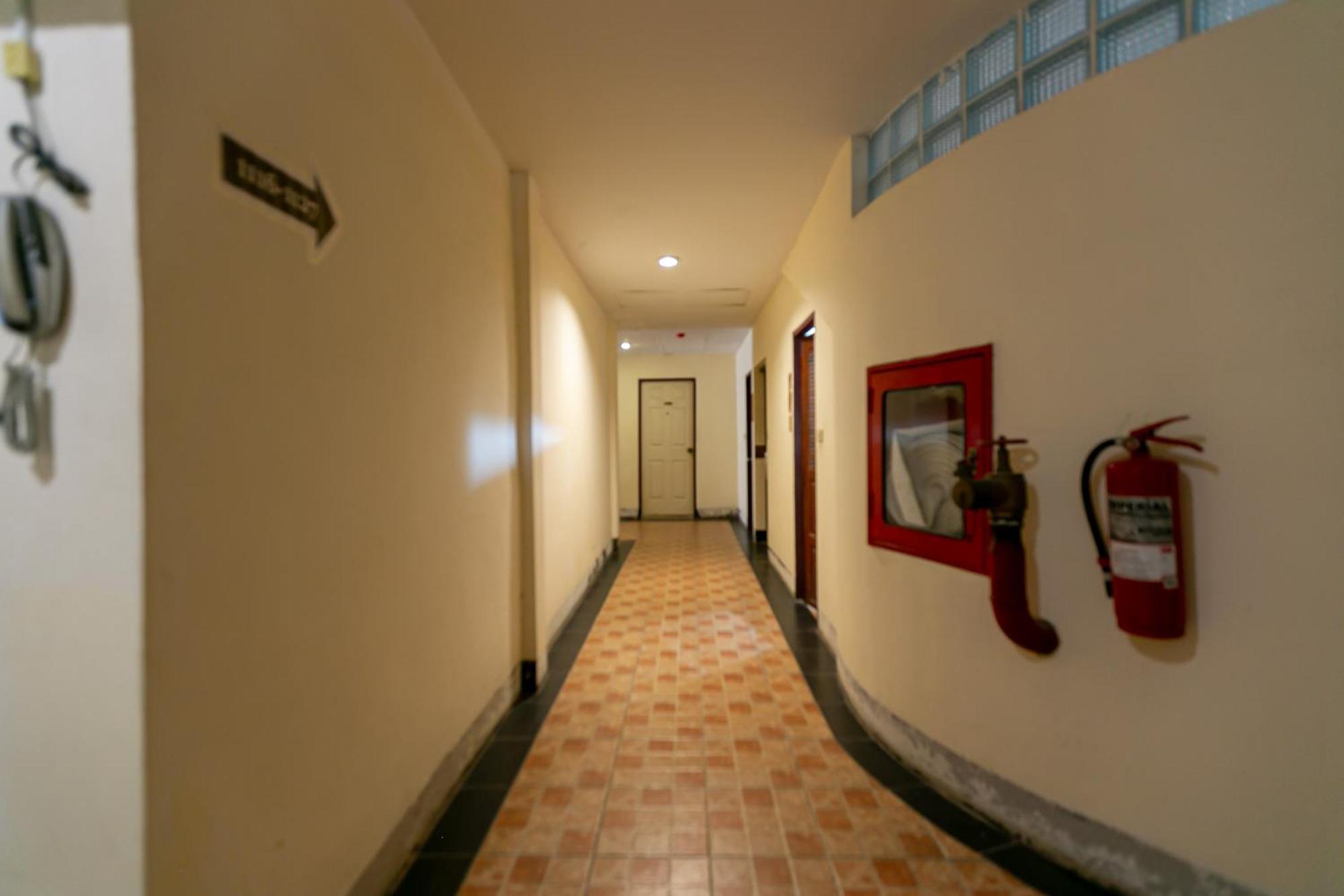 Deeden Hotel 3*