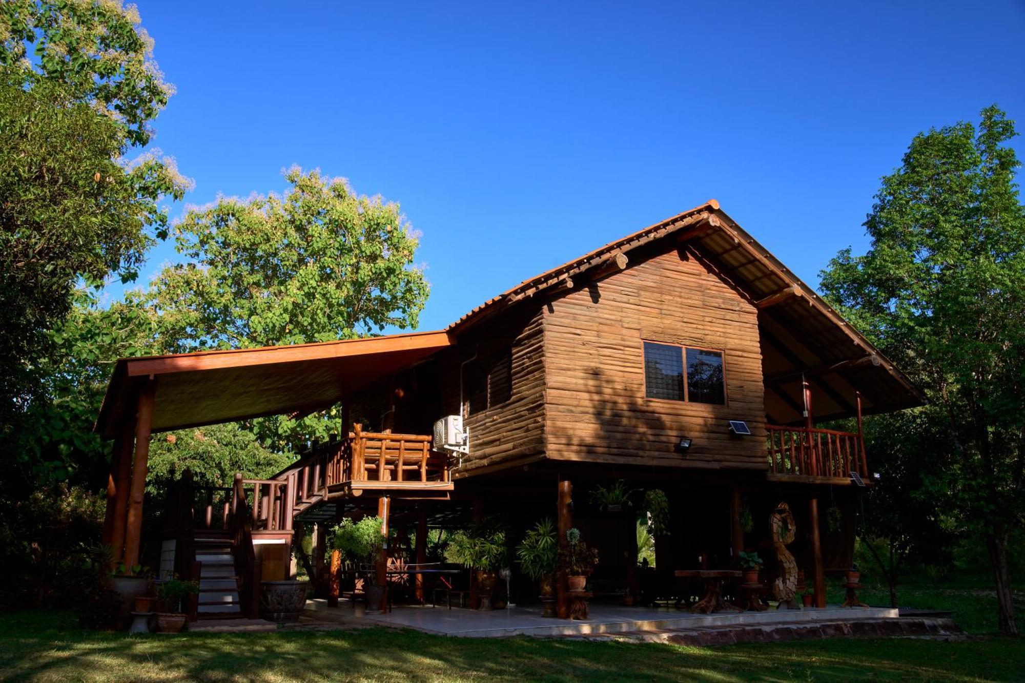Nuyu Khaoyai Resort *