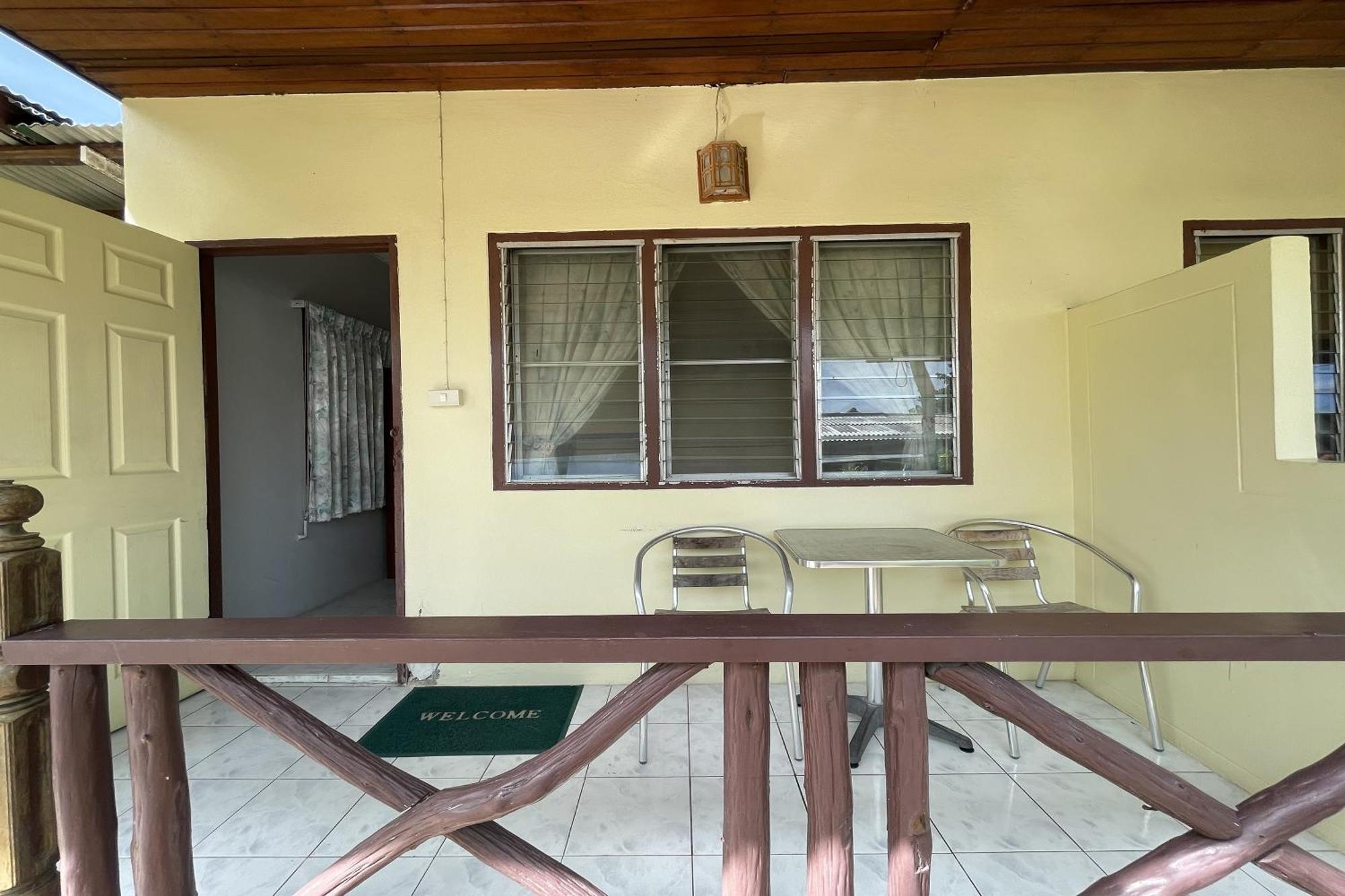 Sea Breeze Resort 2*