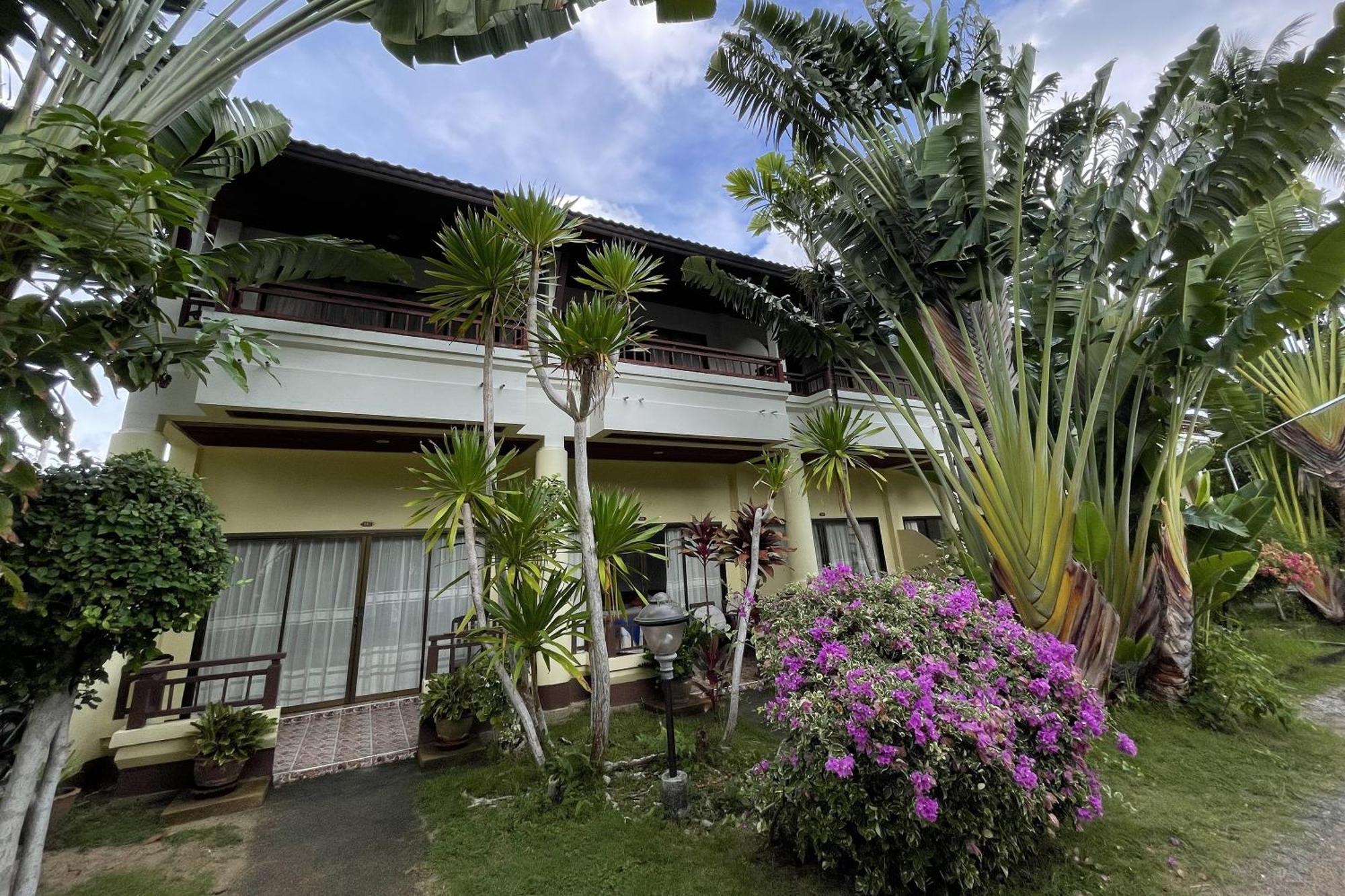 Resort Sea Breeze