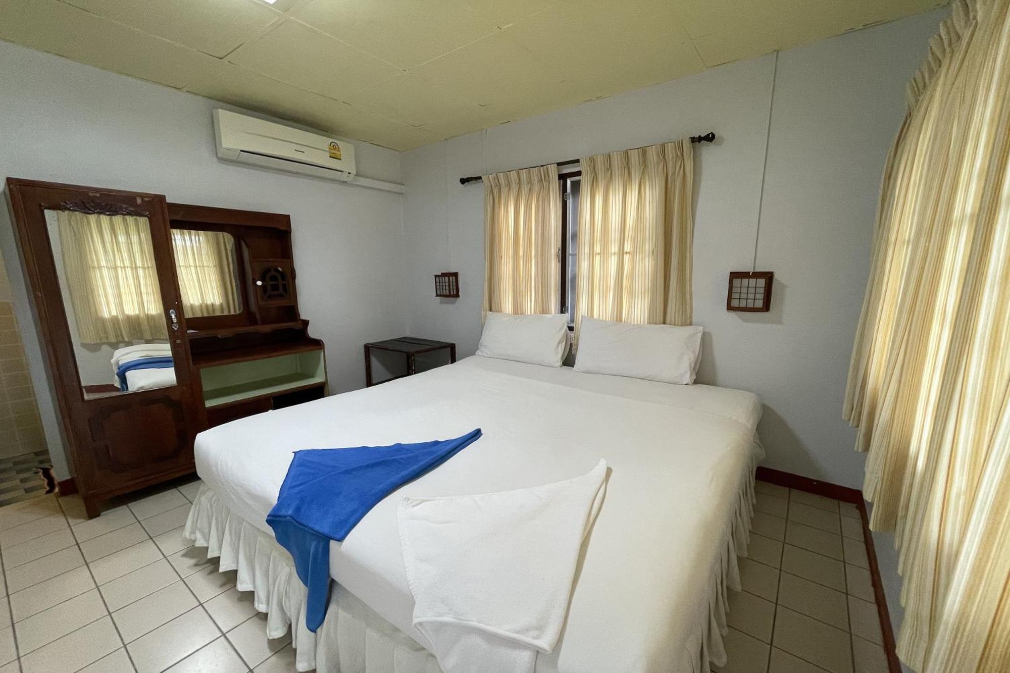 Sea Breeze Resort