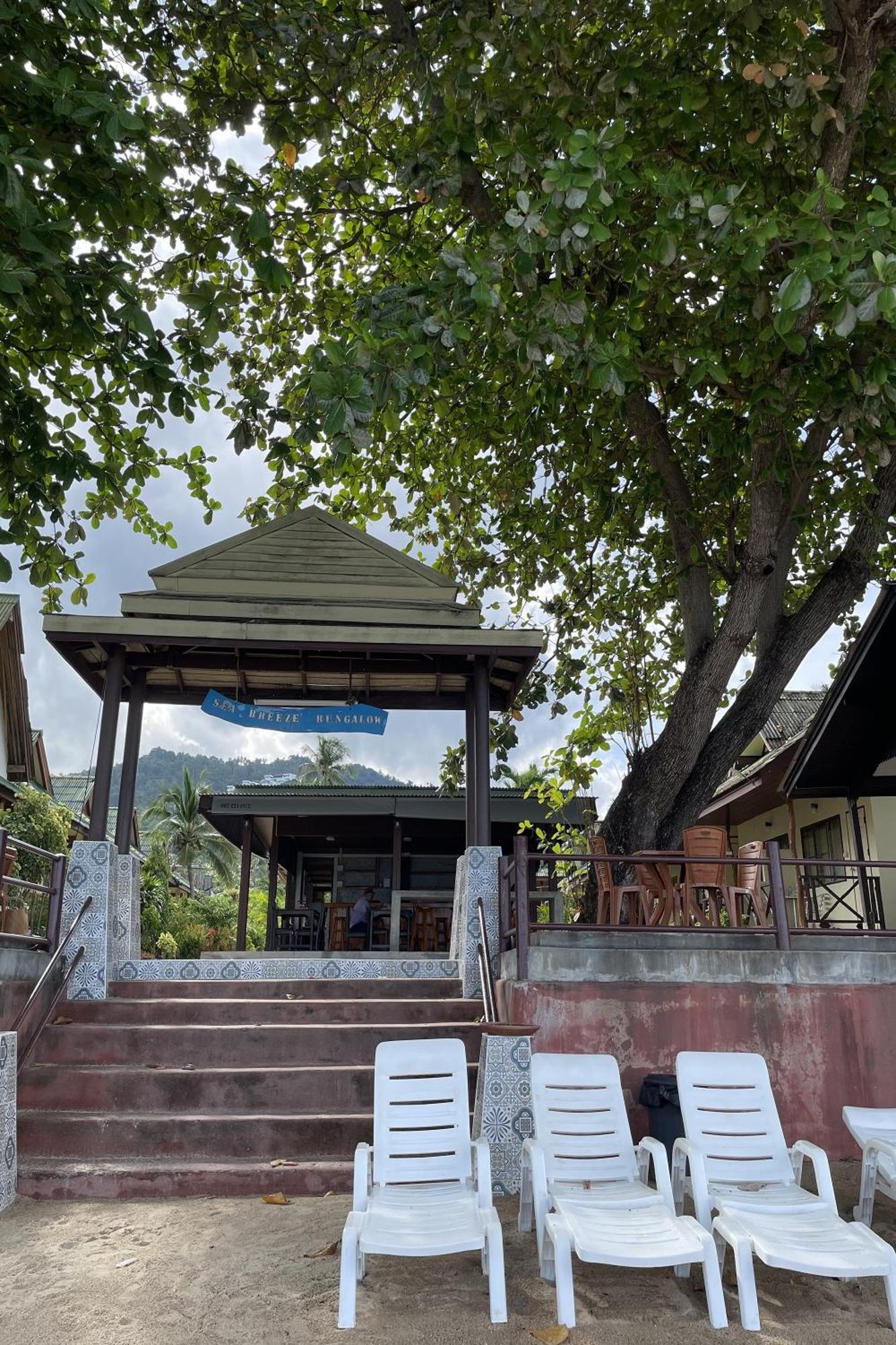 Sea Breeze Resort