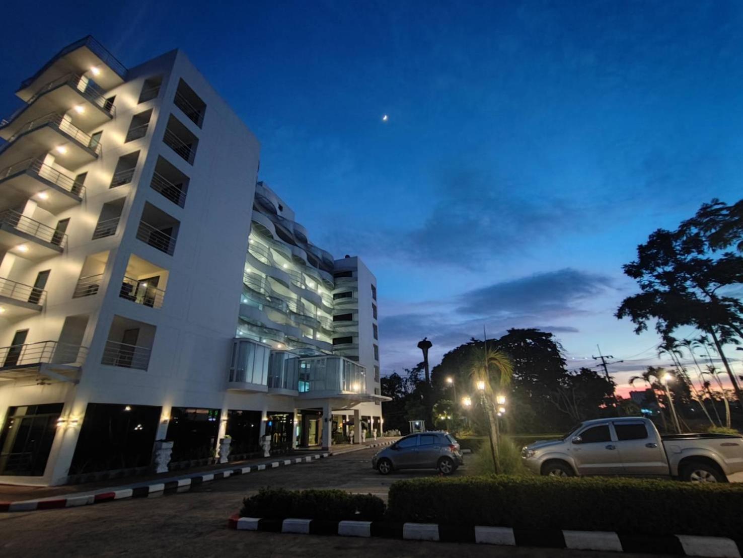 Rua Rasada Express Hotel