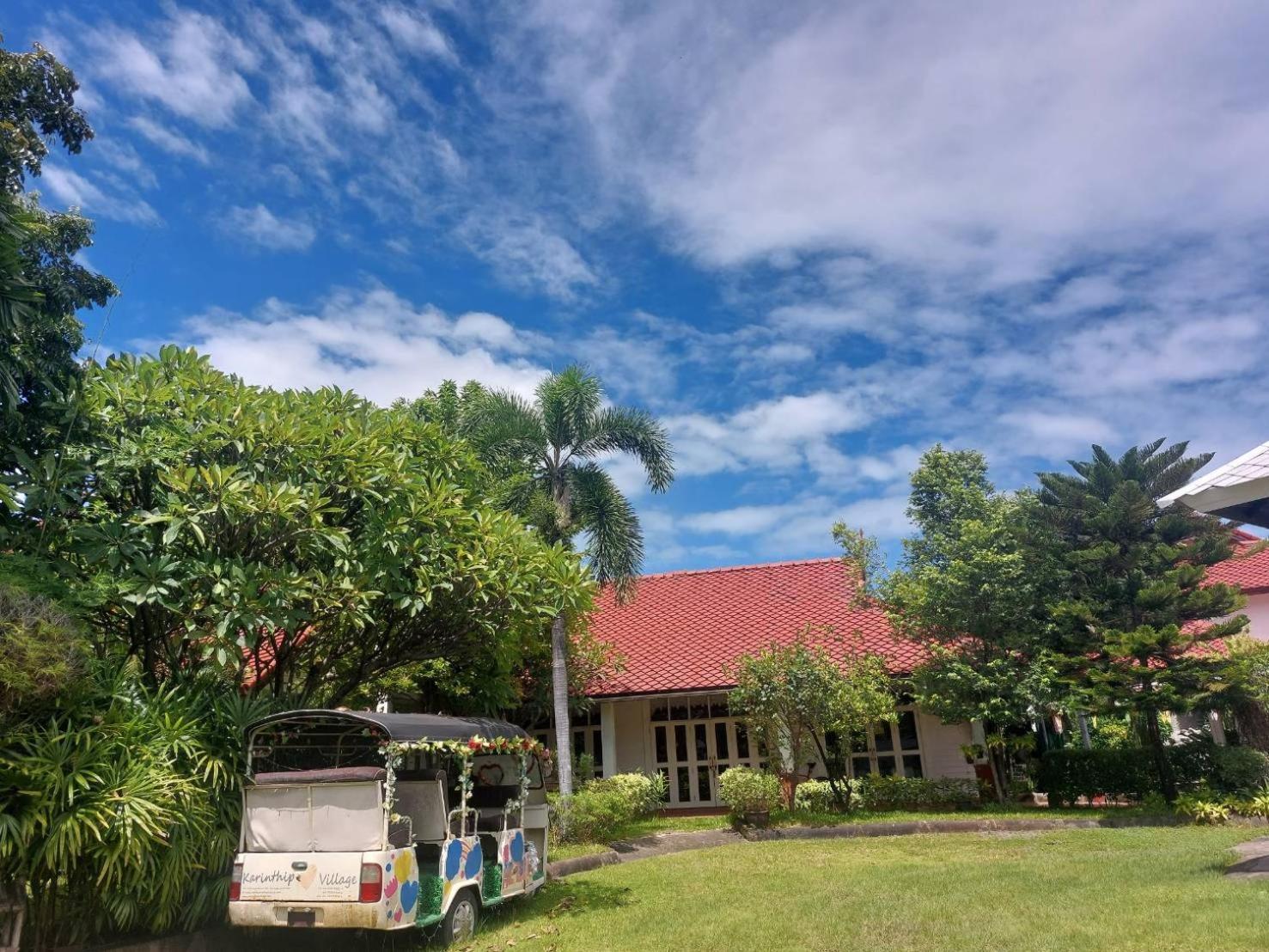 Resort Karinthip Village 3*