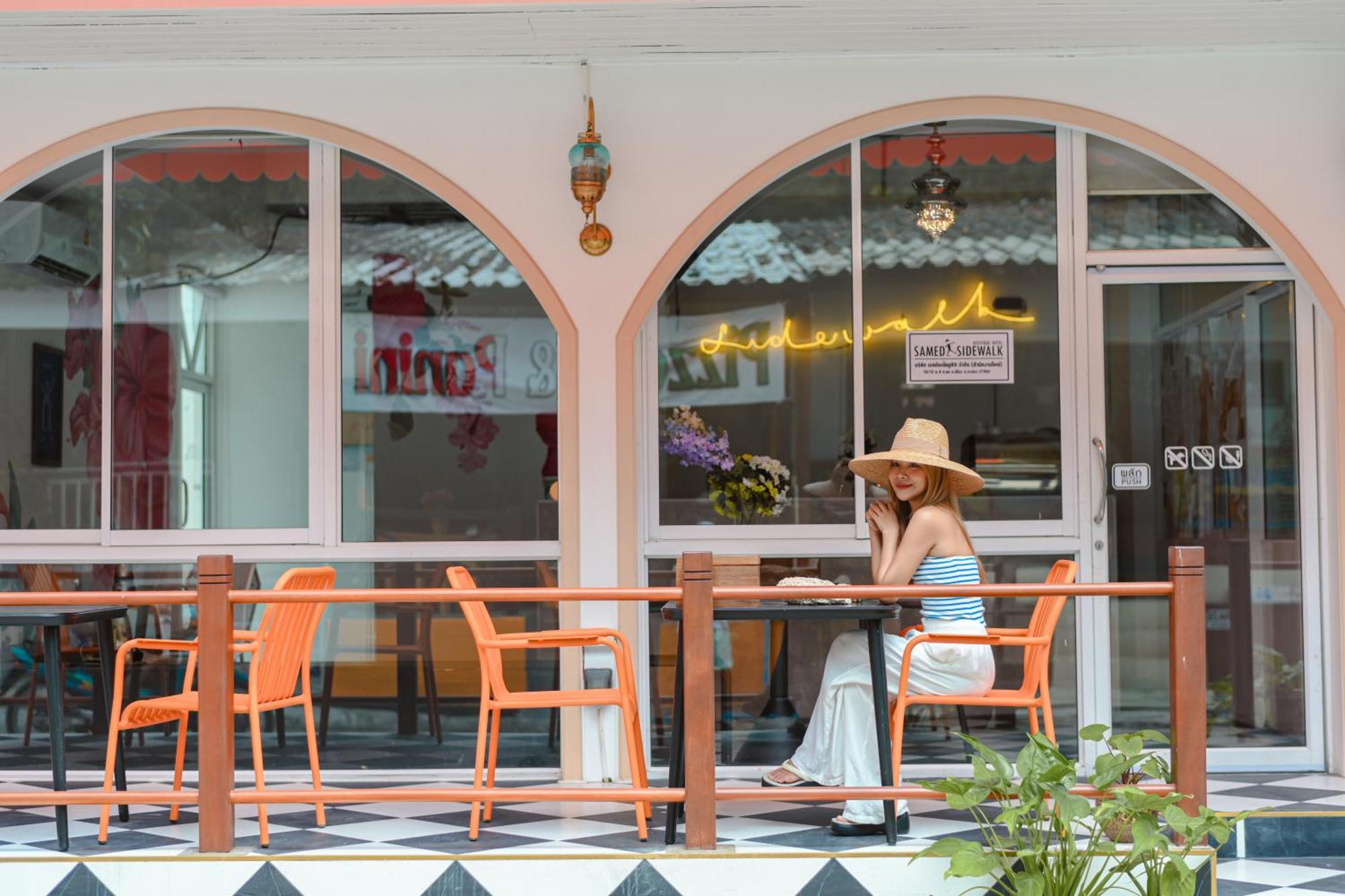 Sidewalk Boutique 2* Koh Samet