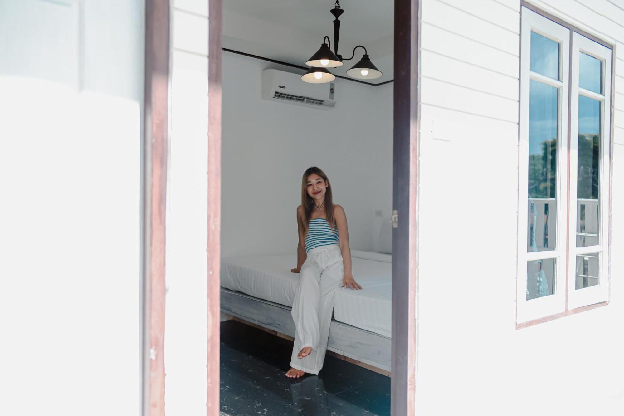 Hotel Sidewalk Boutique Koh Samet
