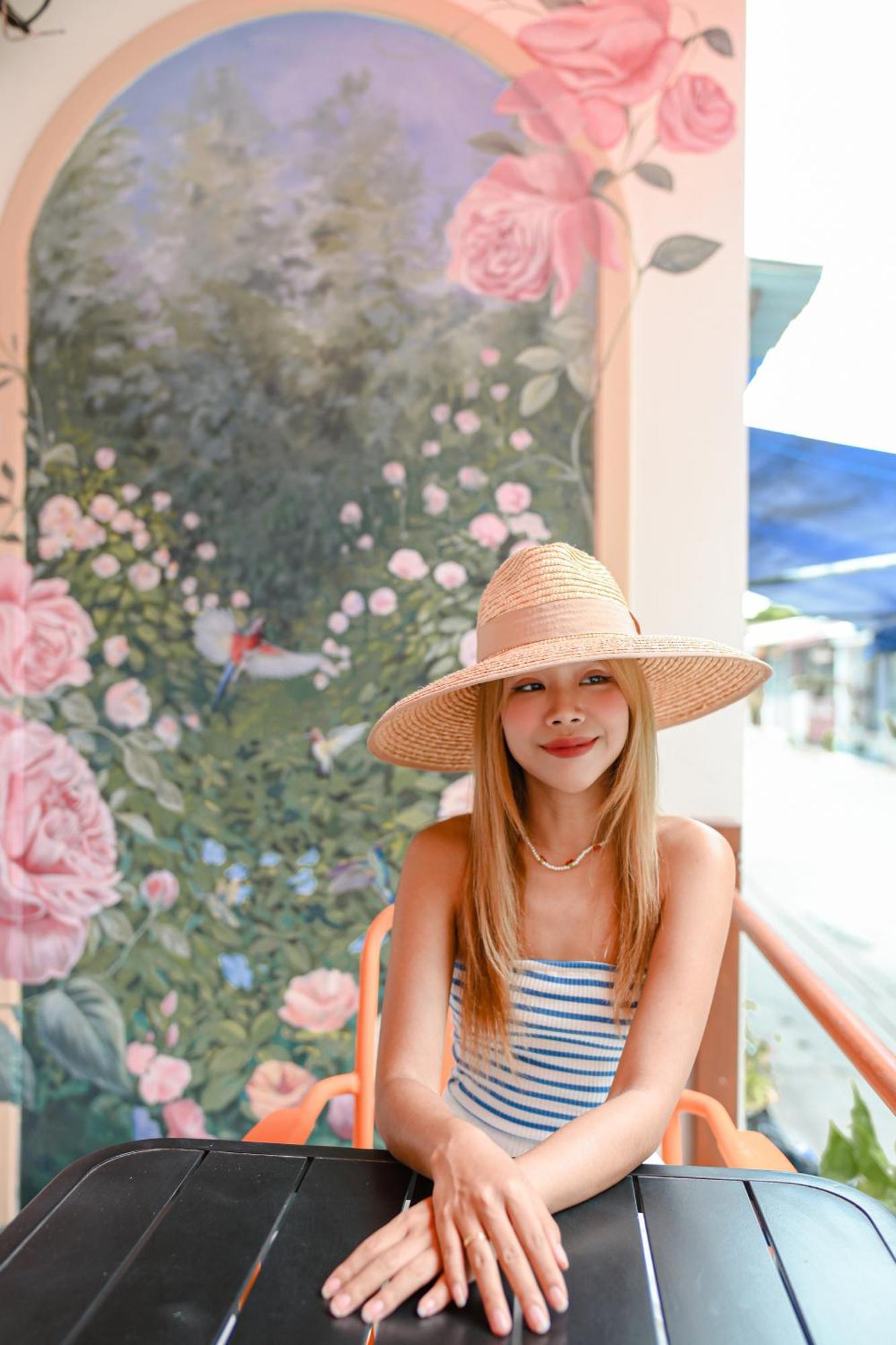 Sidewalk Boutique