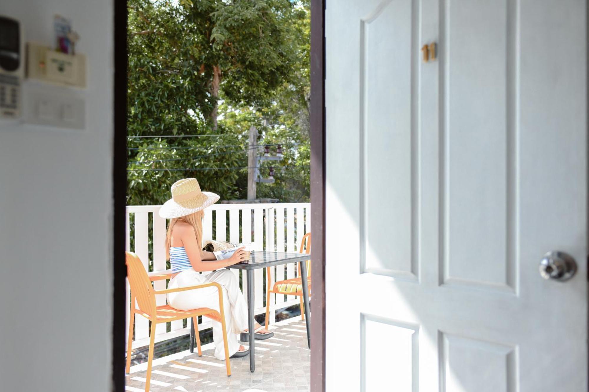 Sidewalk Boutique 2* Koh Samet
