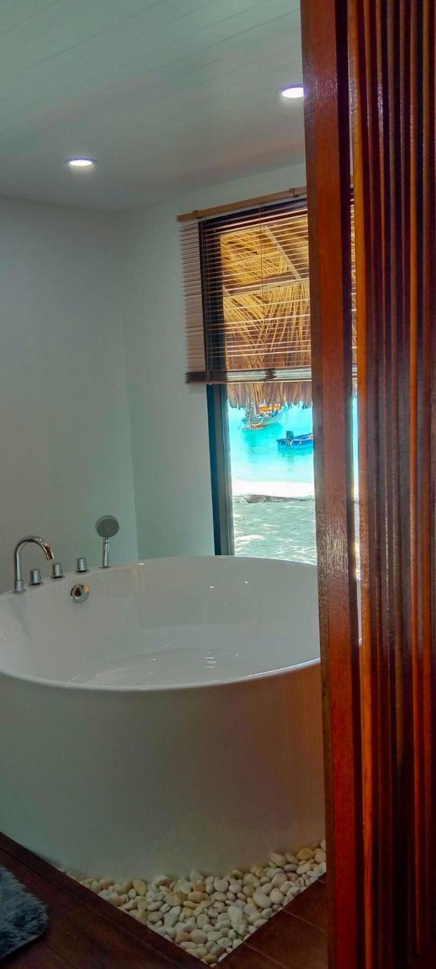 Sea To Moon Bed & Breakfast 3*