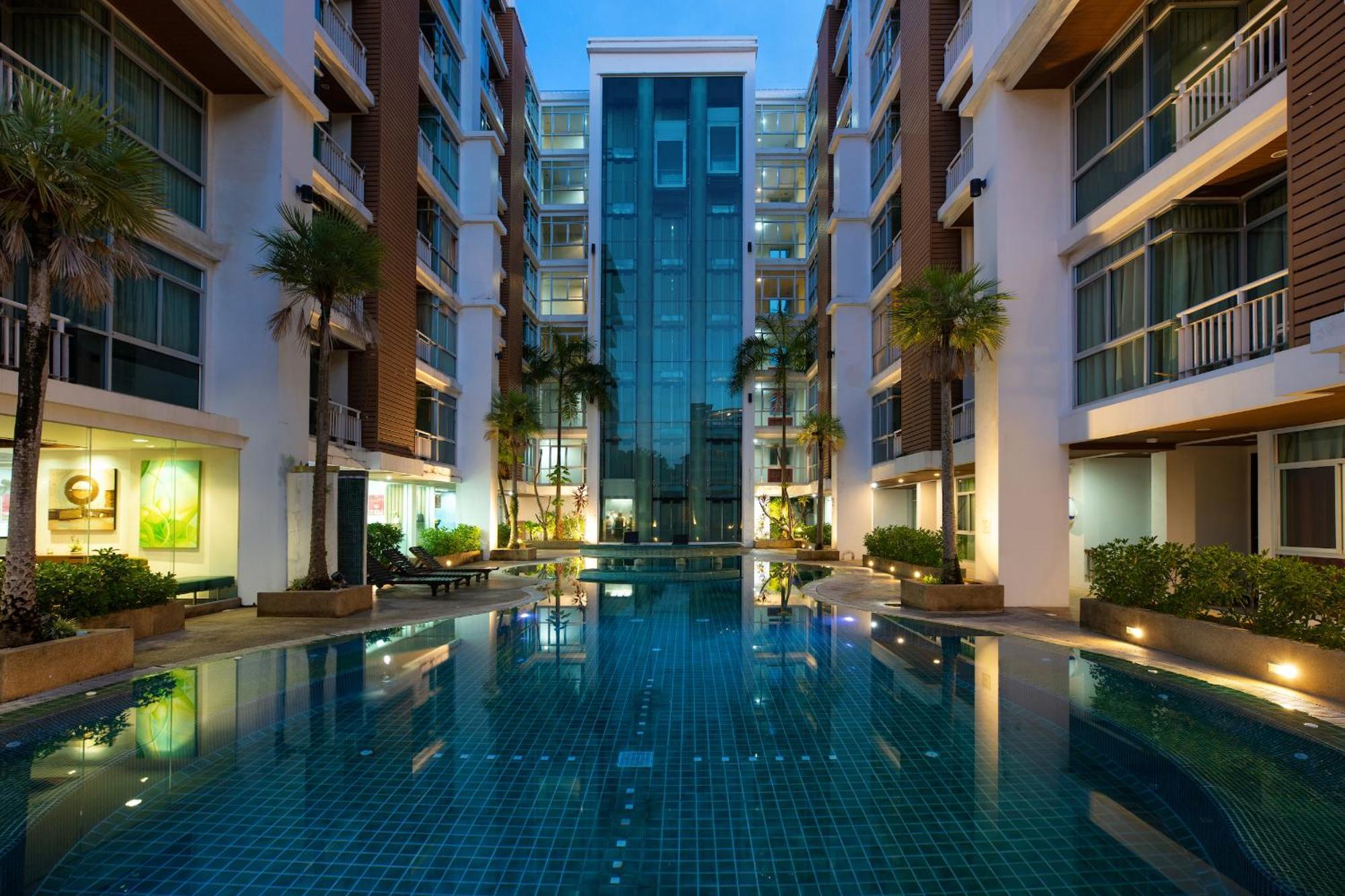 Icheck Residences Aparthotel 4*