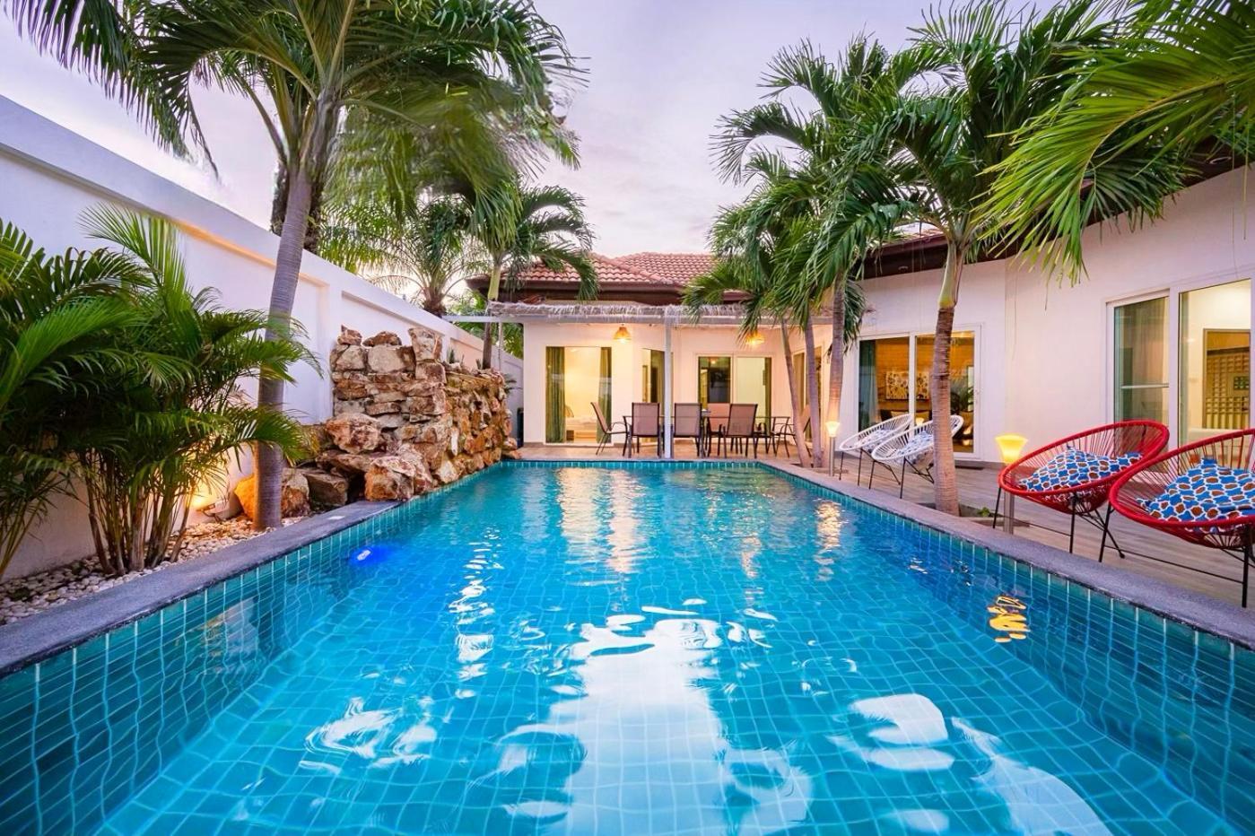 Pousada Majestic Pool 4 Bedrooms Private Pattaya