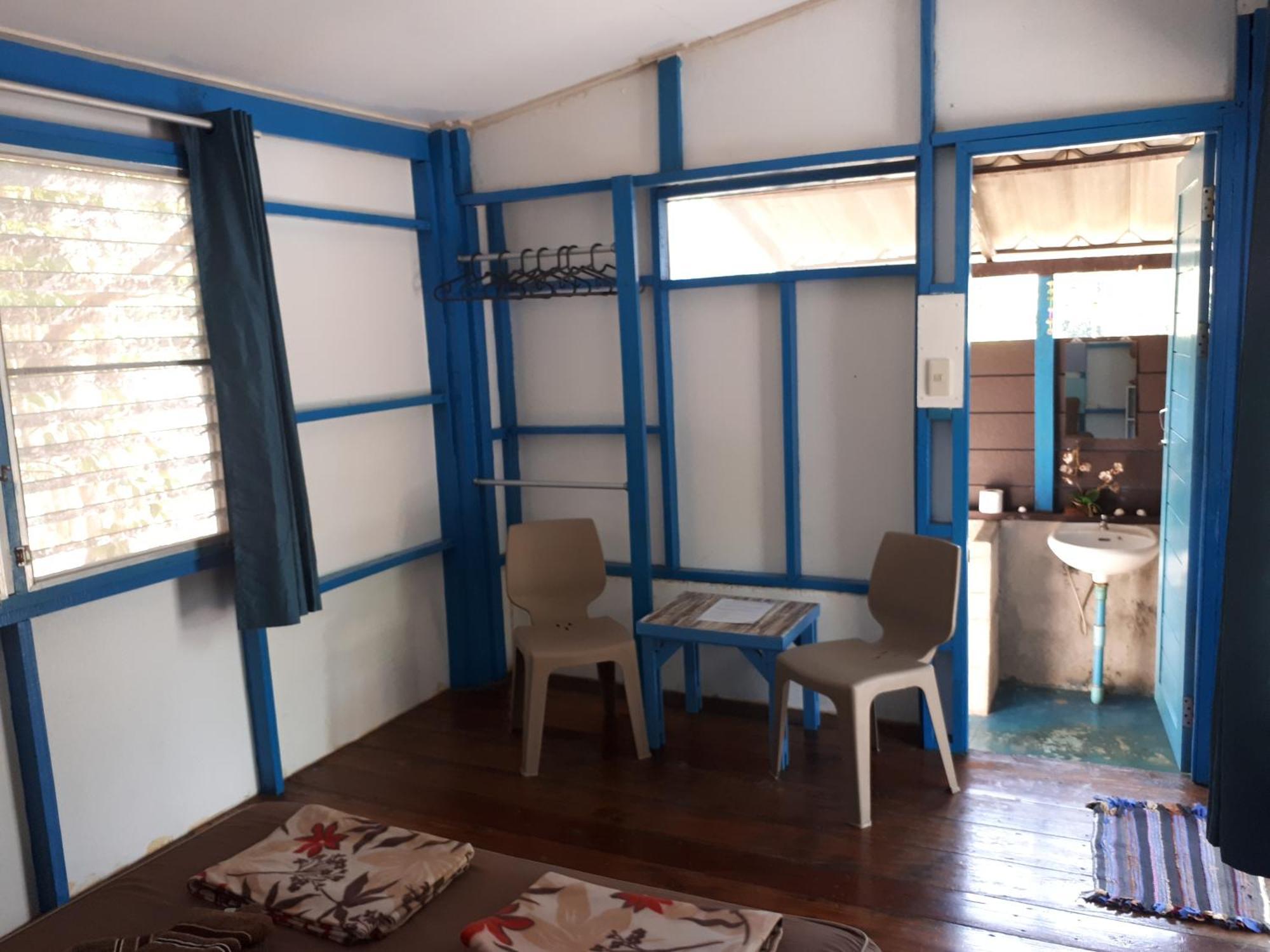 Phayam Friends Resort 2*