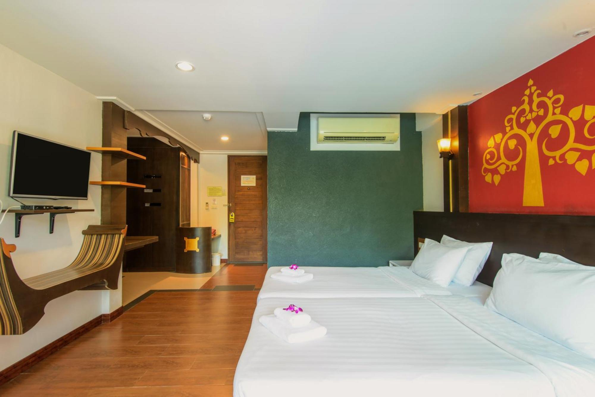 Baan Grood Arcadia &