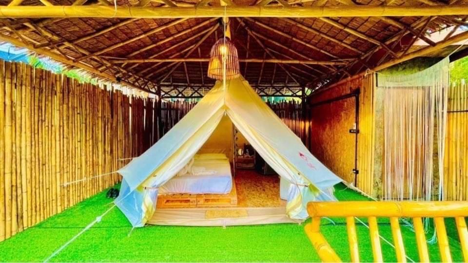 Campsite Bridge Hill Cafe Glamping