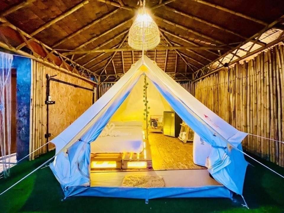 Campsite Bridge Hill Cafe Glamping *