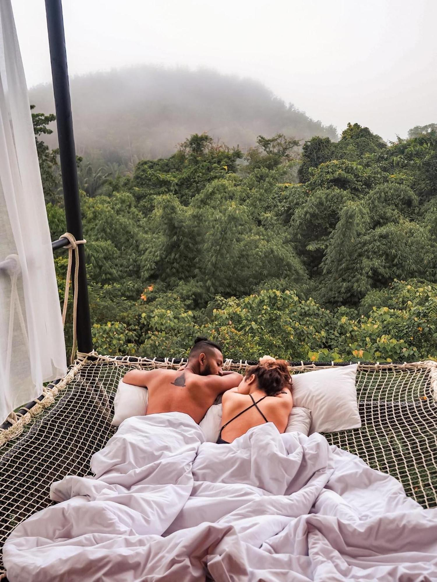 Tanoshi Glamping In Khao Sok Luxury tent 2*
