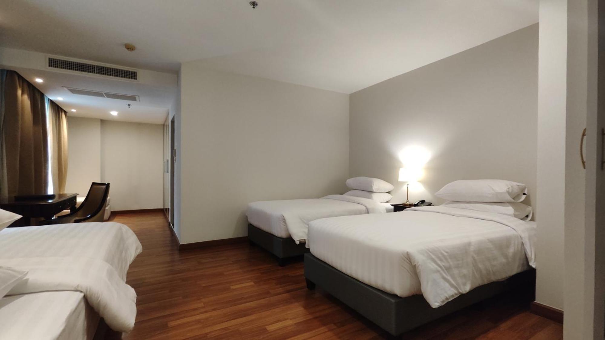 Hotel The Bless And Banguecoque