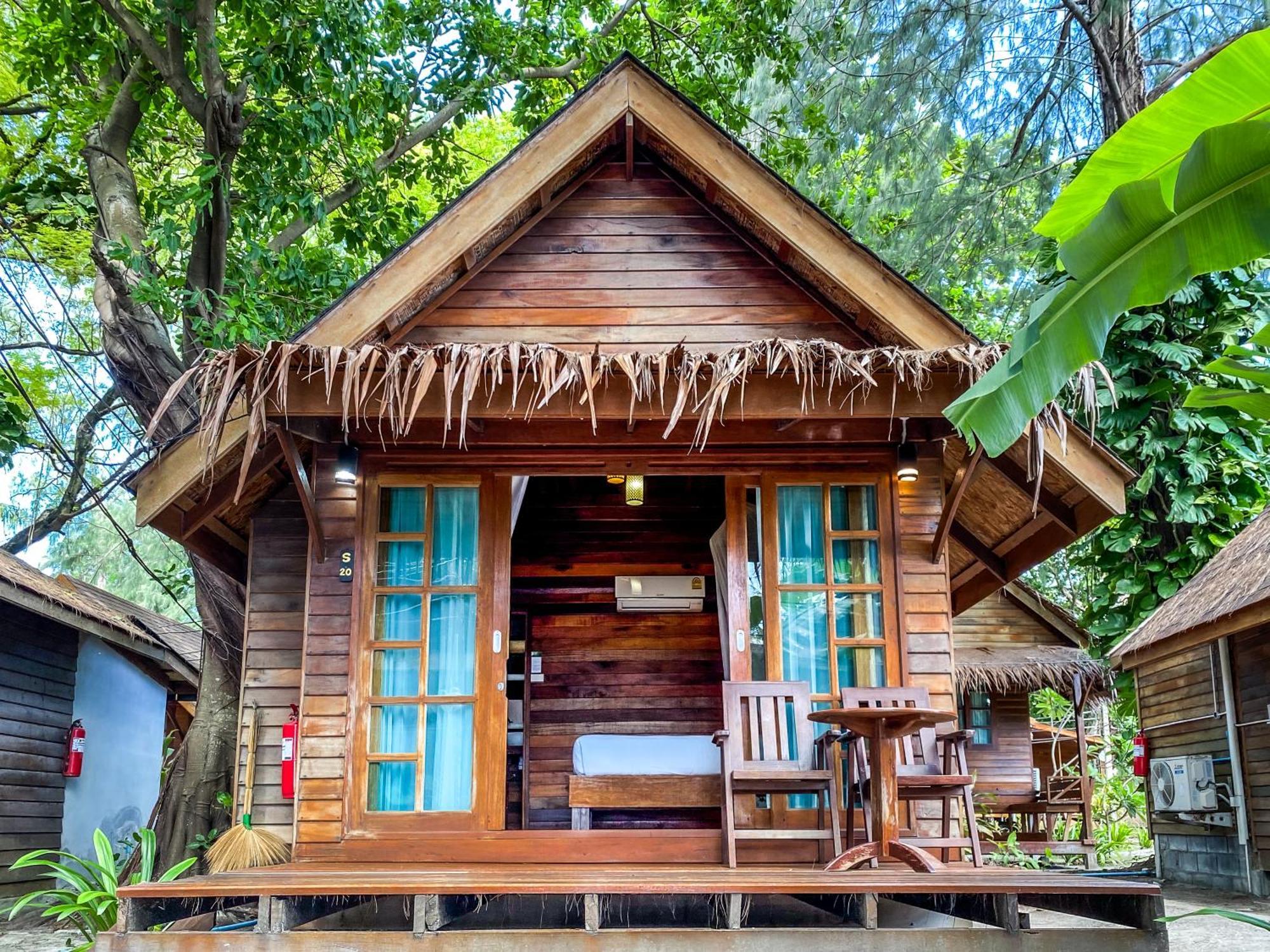 Lipe Beach Resort Resort 3*