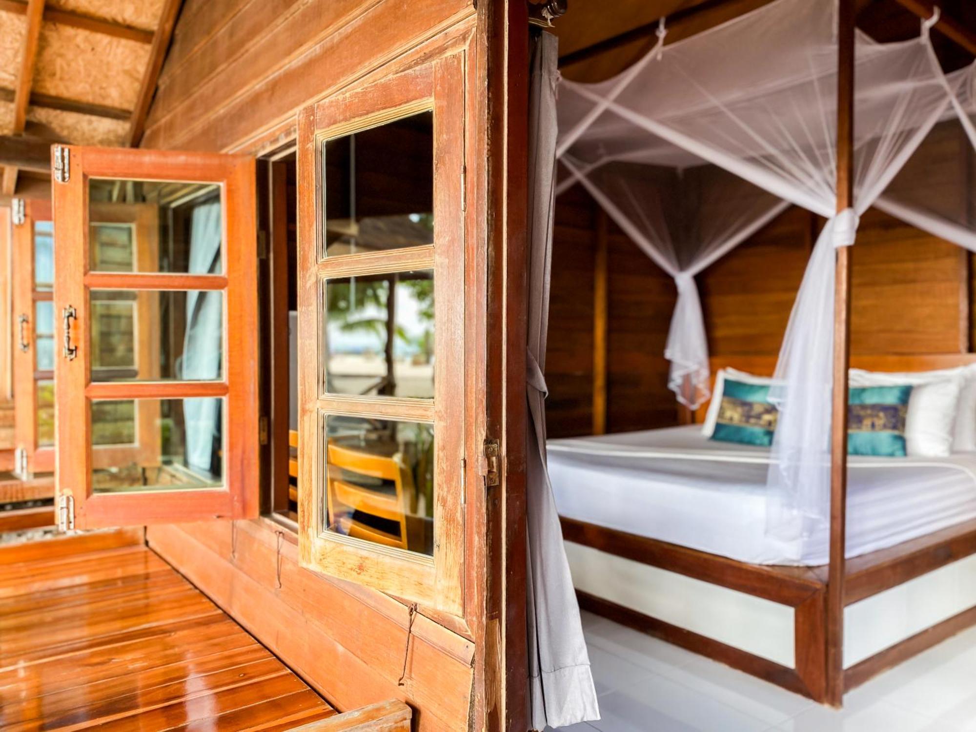 Resort Lipe Beach Resort