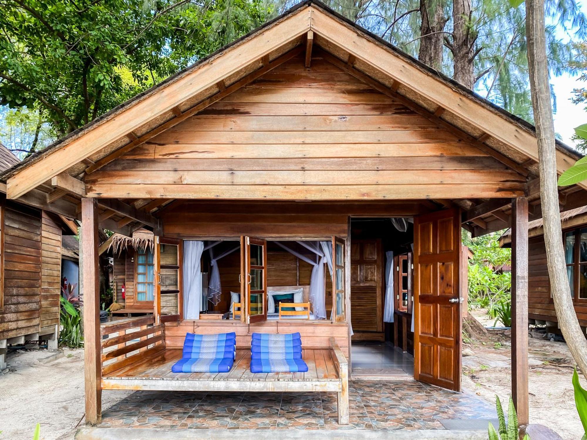 Resort Lipe Beach Resort 3*