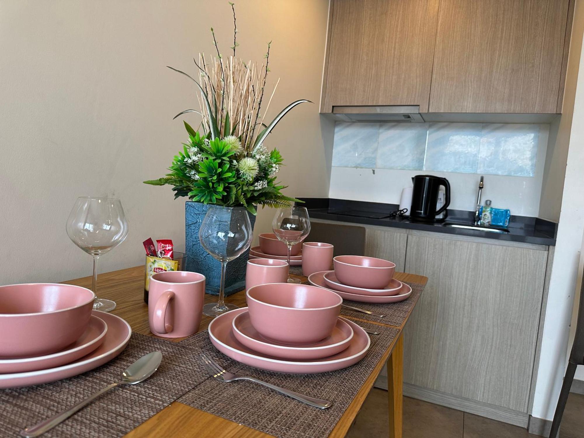 Unixx South By Apartment