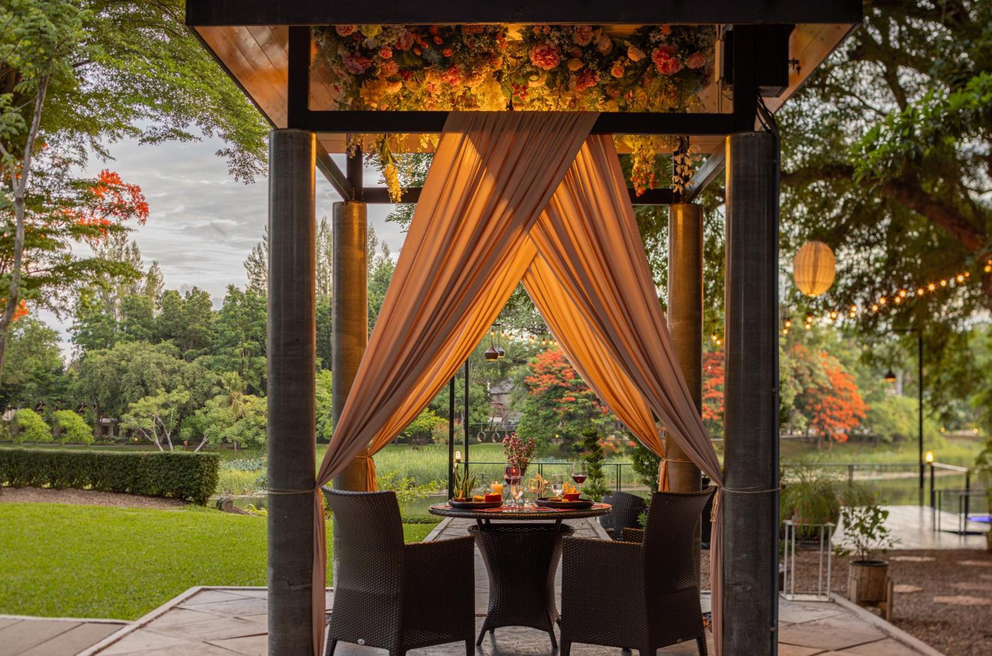 U Inchantree Hotel