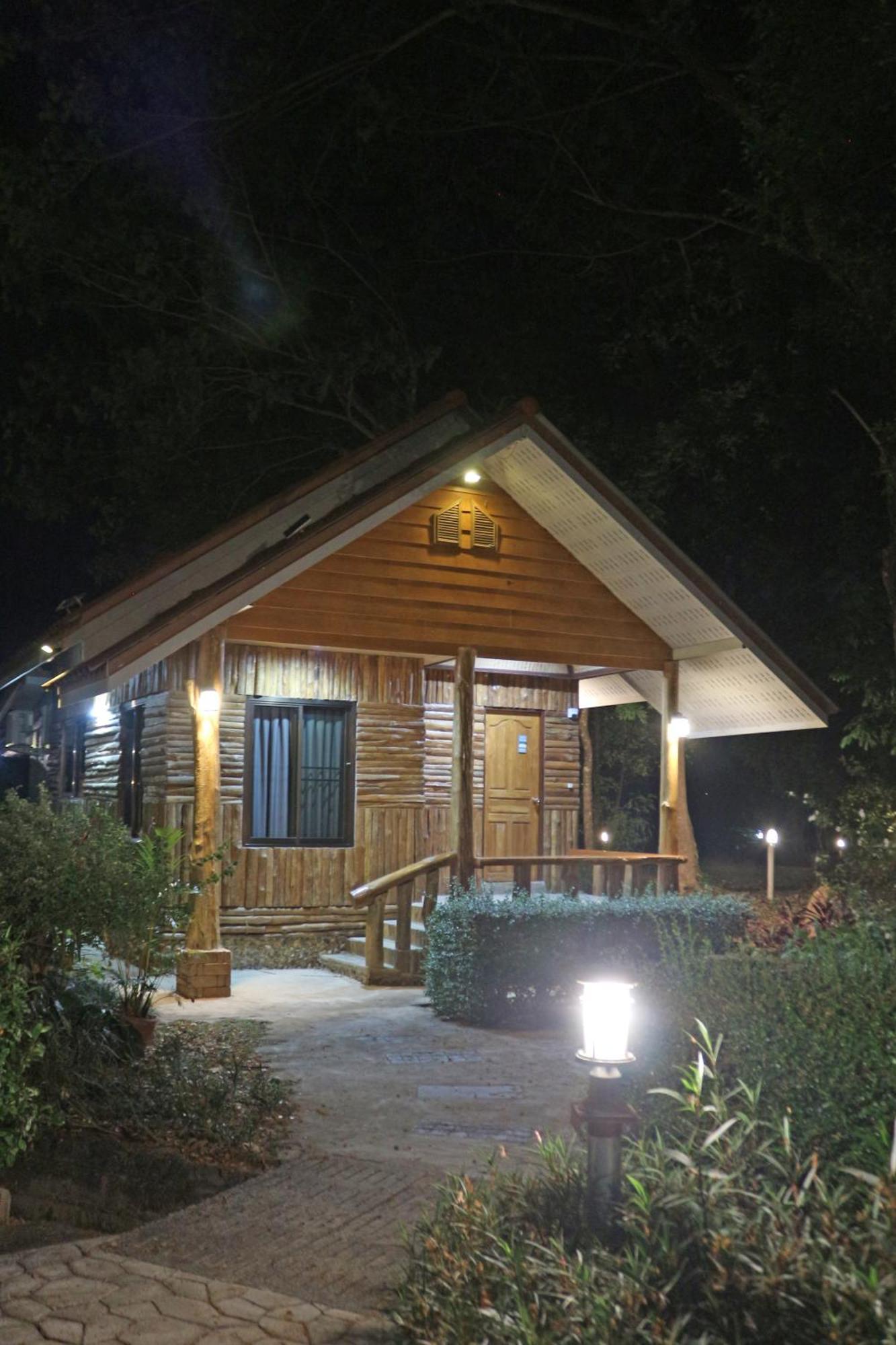 Baan Khue Wieng Guest house Mae Sariang