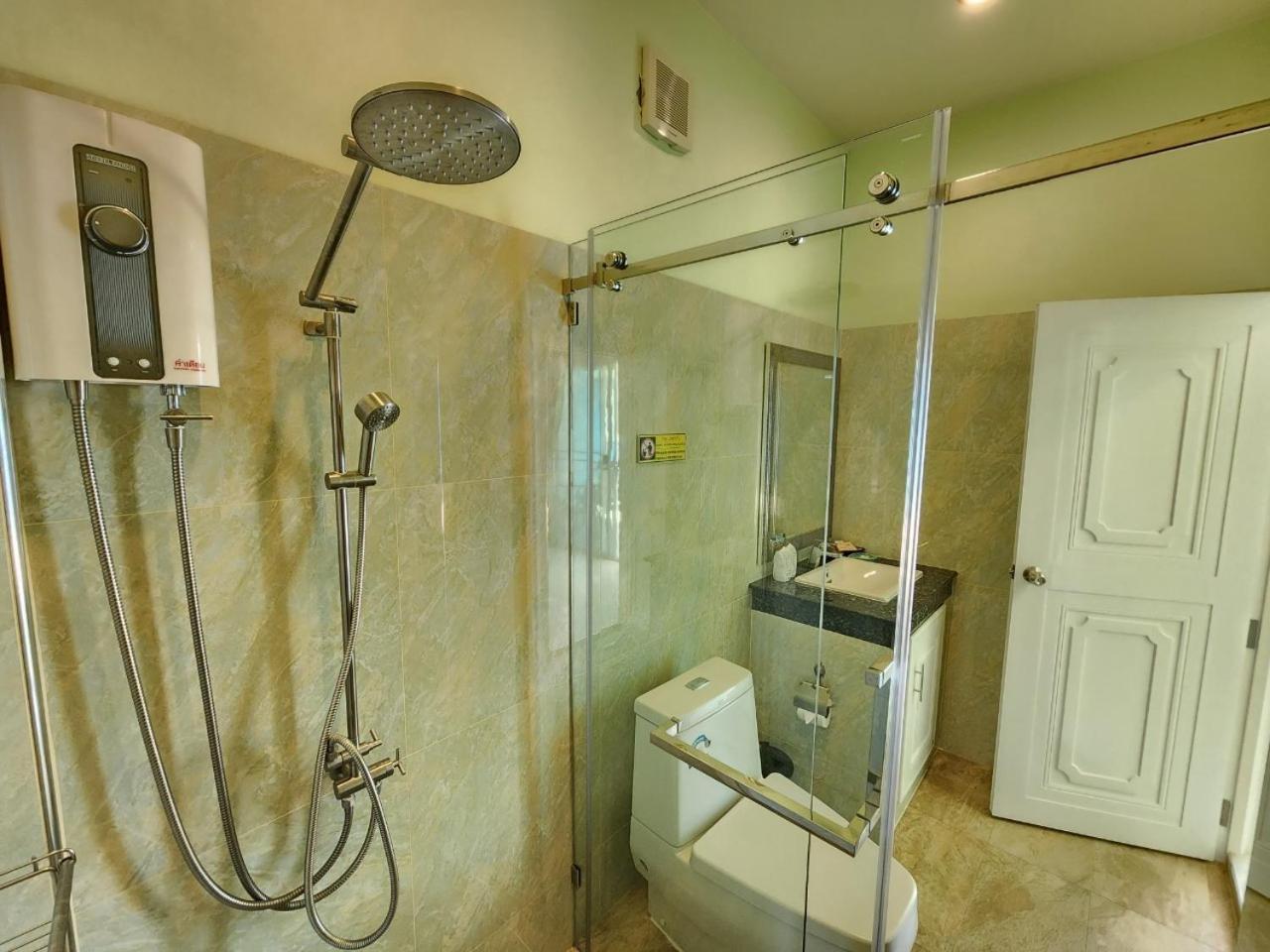 Blue 3* Bang Saphan Noi