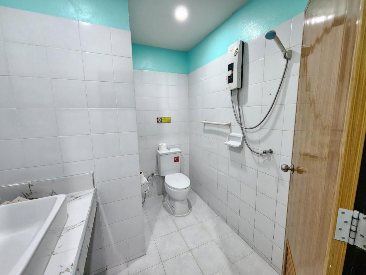 Resort Blue Bang Saphan Noi