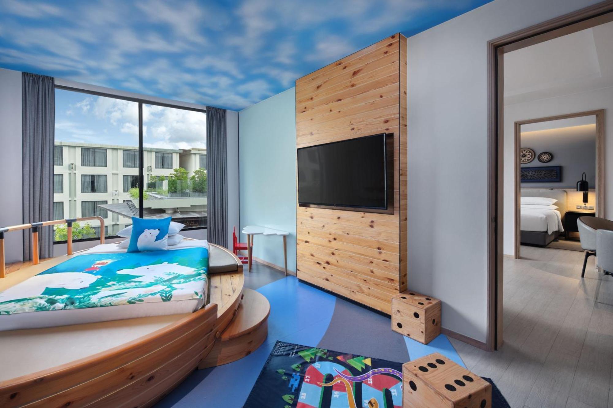 Four Points By Sheraton Phuket Hotel