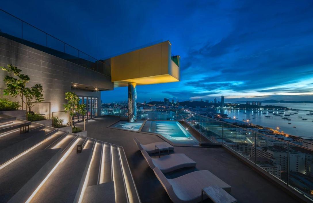 Edge Seaview With Infinity Pool Apartment Pattaya