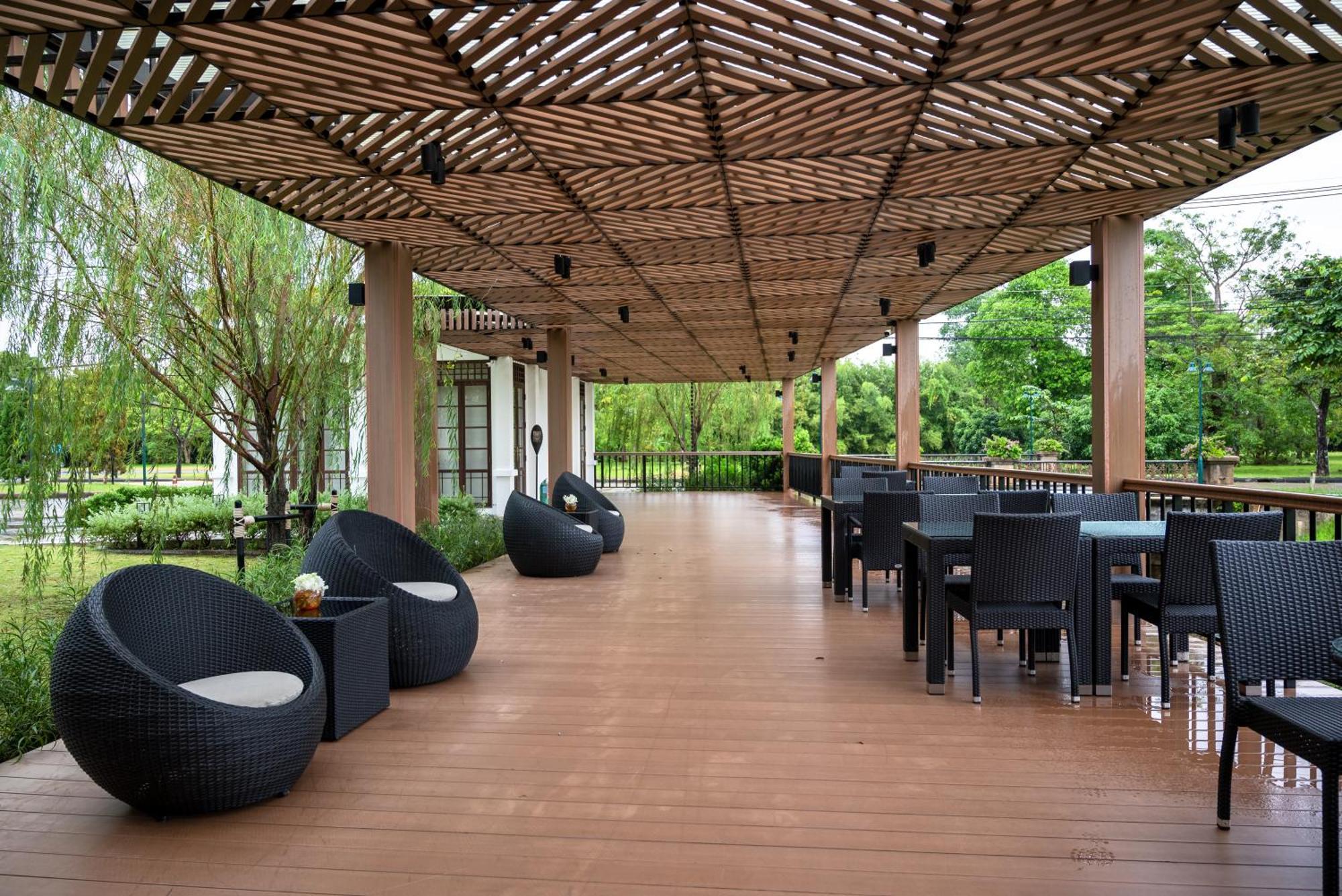 Maneechan - Sha Extra Resort