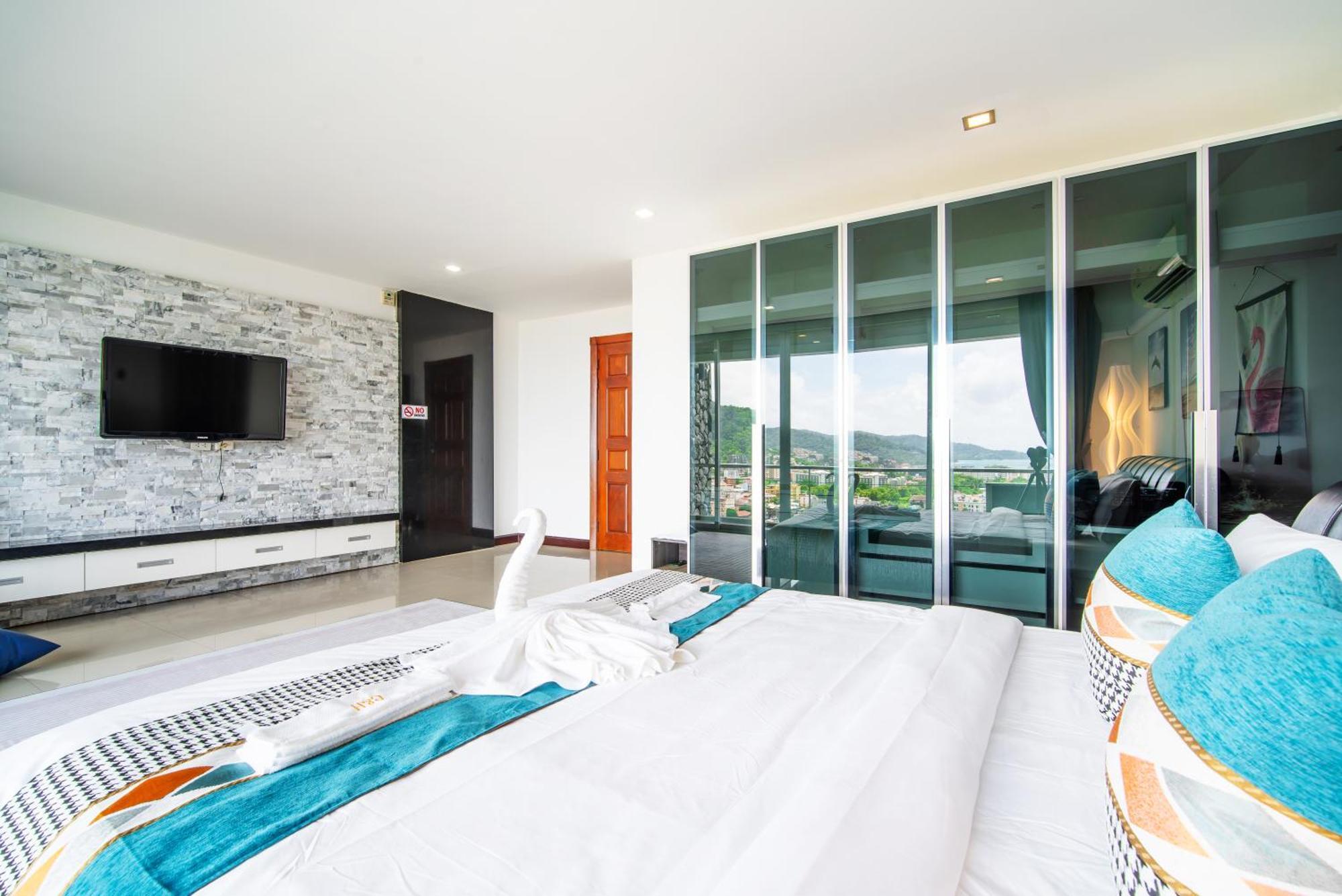 Villa: Oceanview Pool With Thai Hospitality