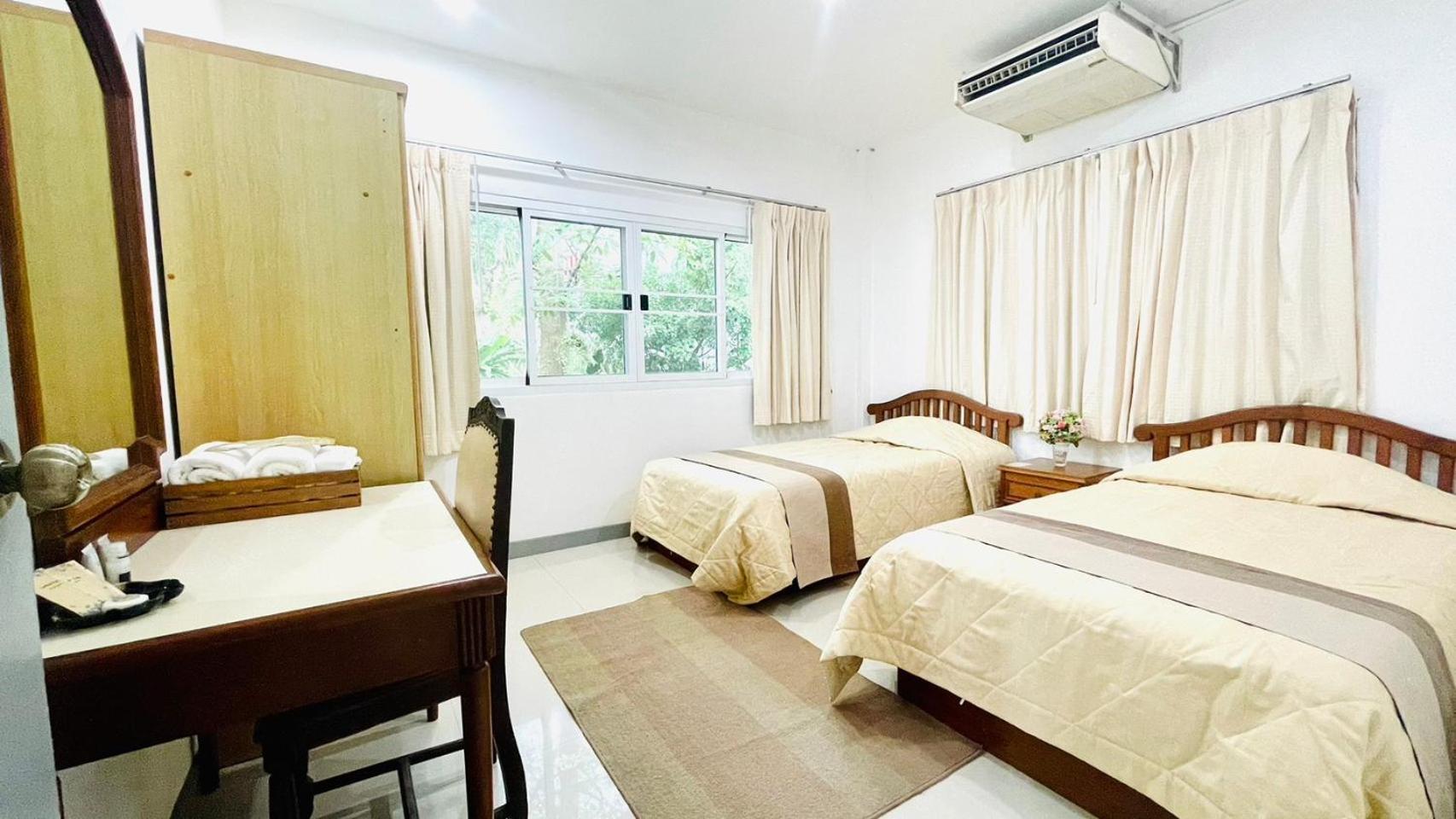 Baan Ing Khao Resort