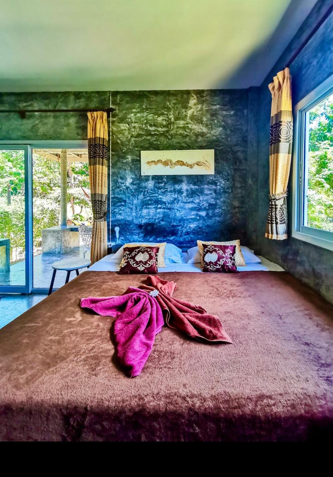 New Moon Resort Thongsala