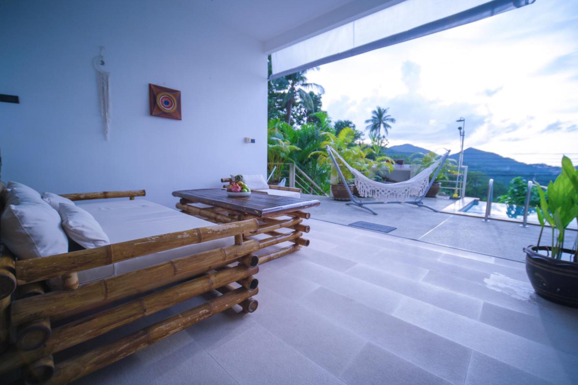 Villa Mantra Sea View *