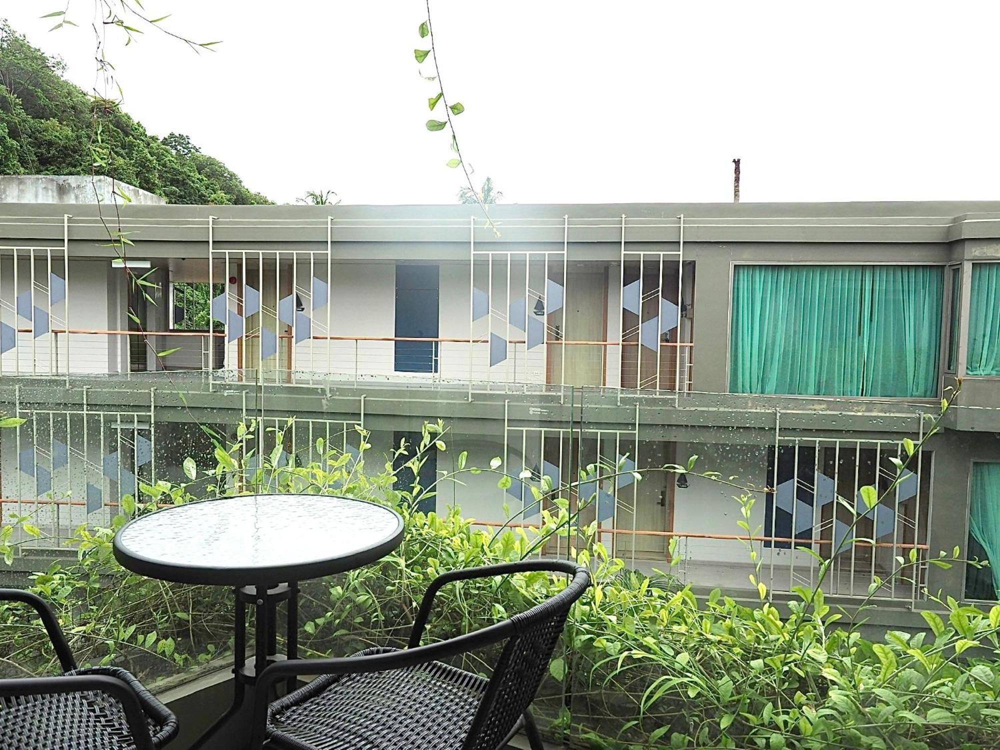 Hotel Panwaburi Beachfront - Sha Extra
