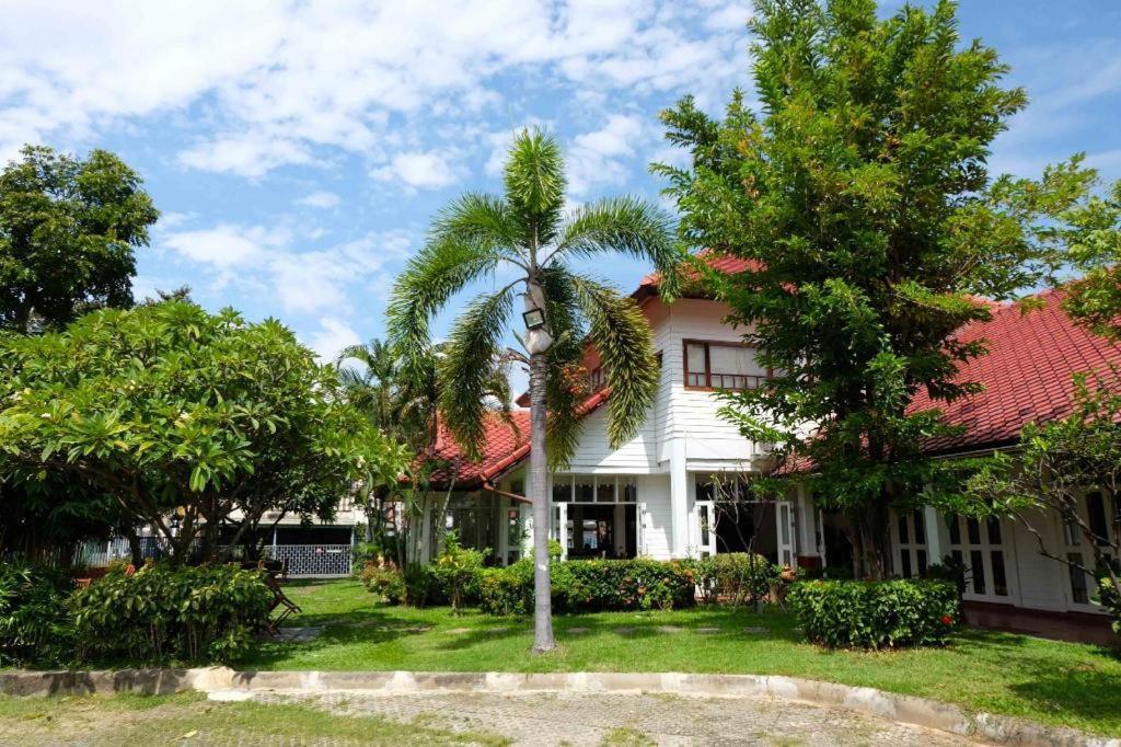 Karinthip Village 3* Chiang Mai