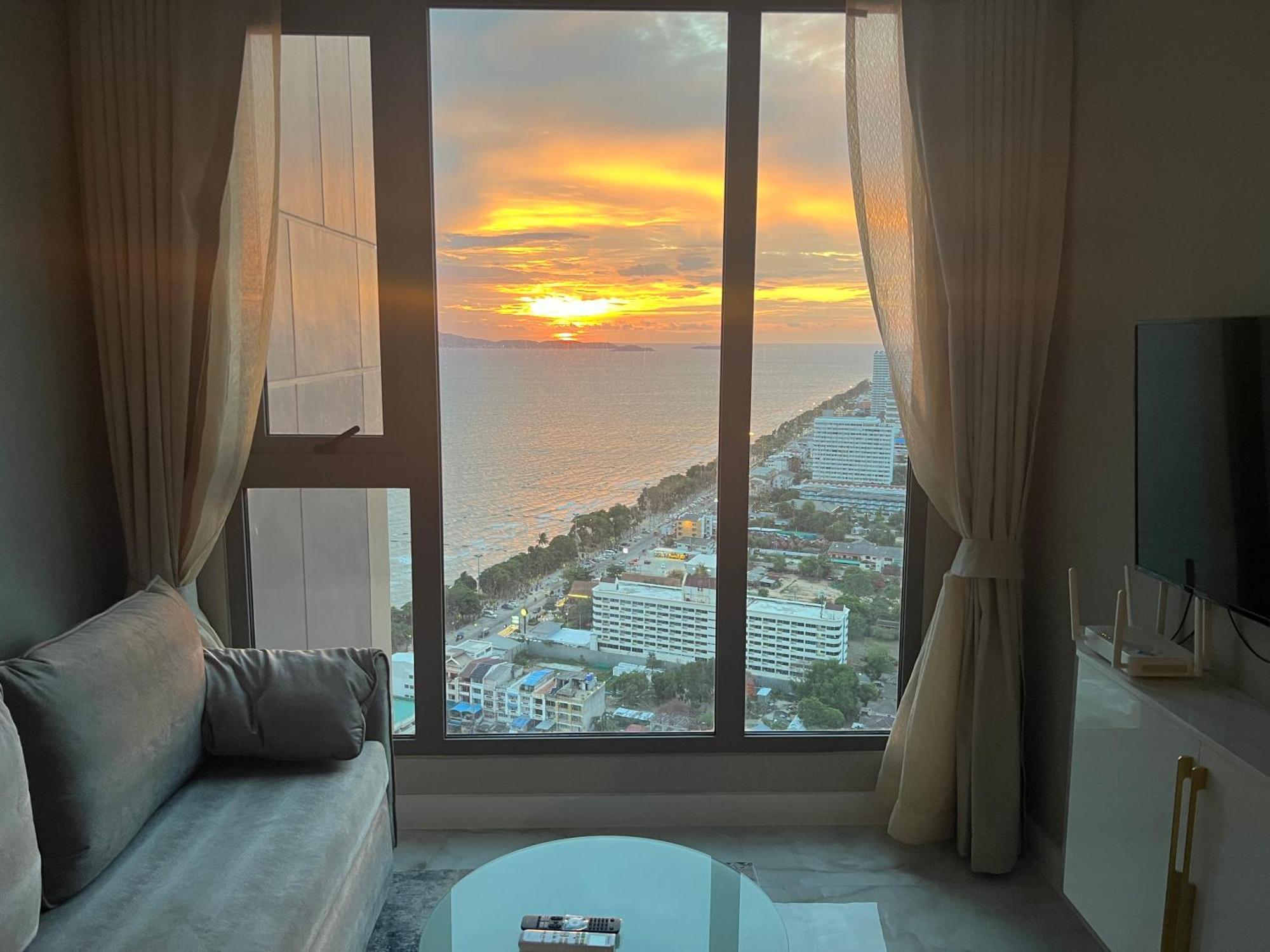 Copacabana 中天海滩寇芭酒店公寓 *