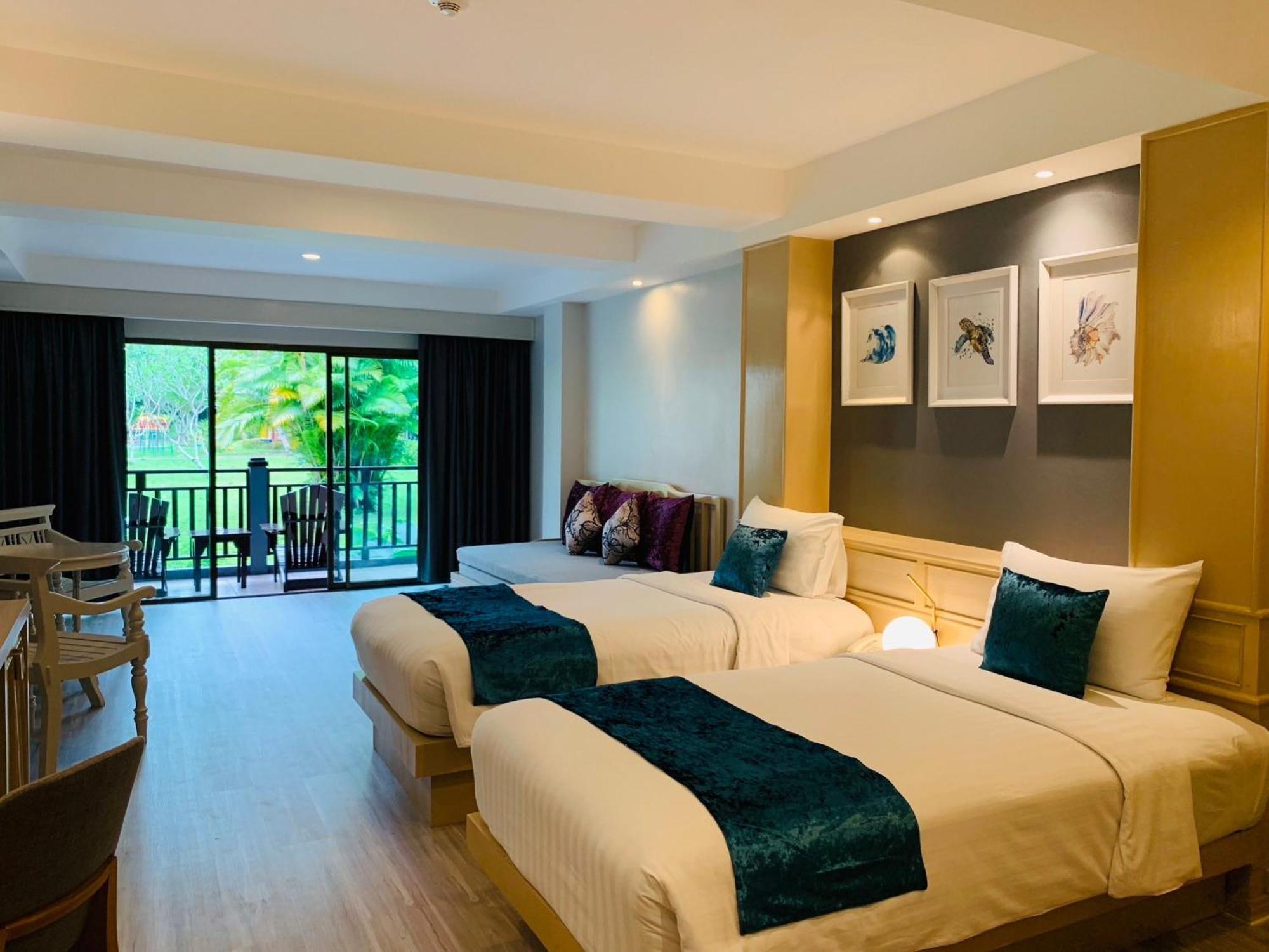 Khaolak Emerald And Resort