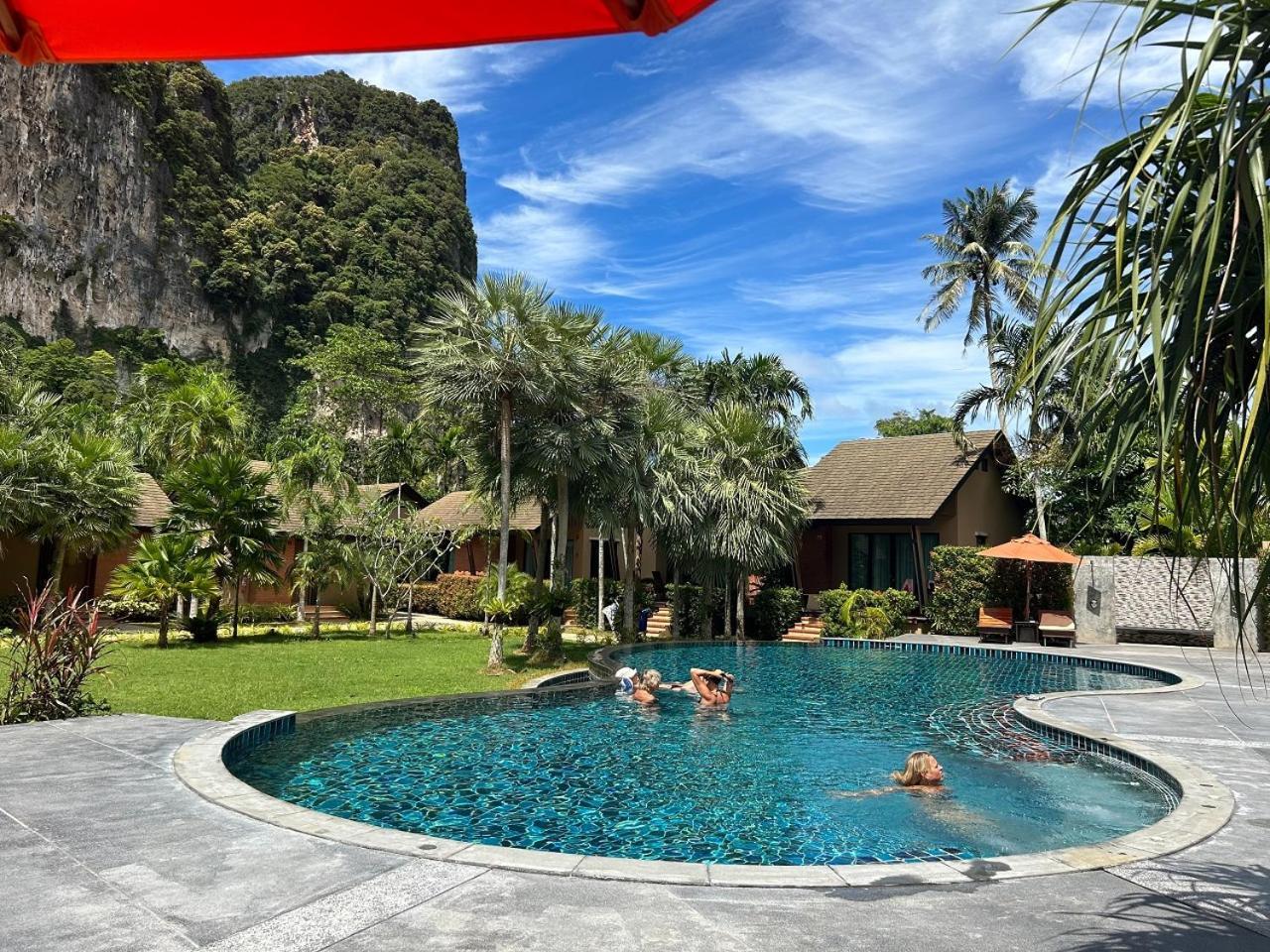 Resort Aonang Hill Krabi-sha Extra
