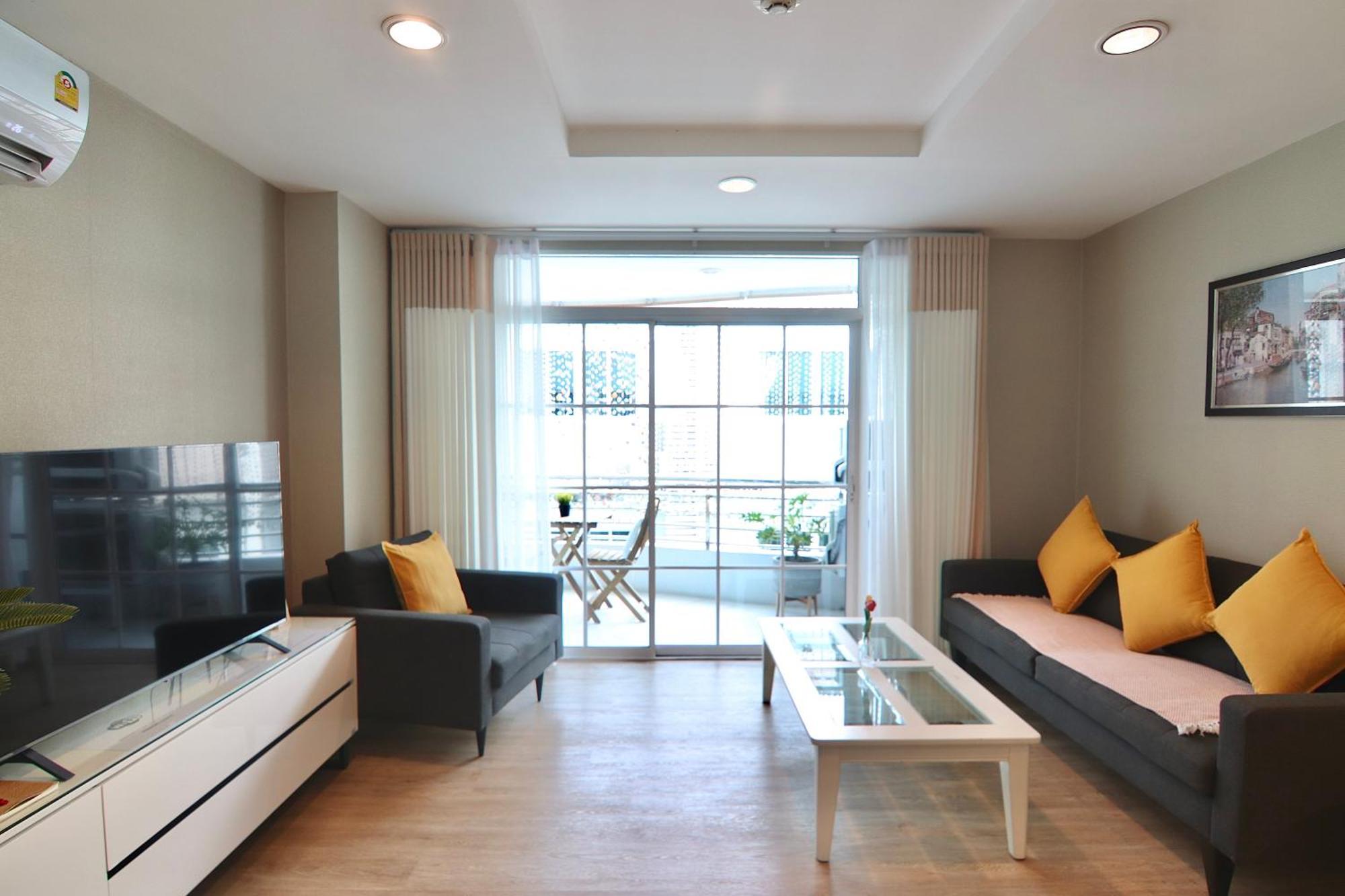 The By Thanthita Next To Wonnapa Free Apartment Bang Saen
