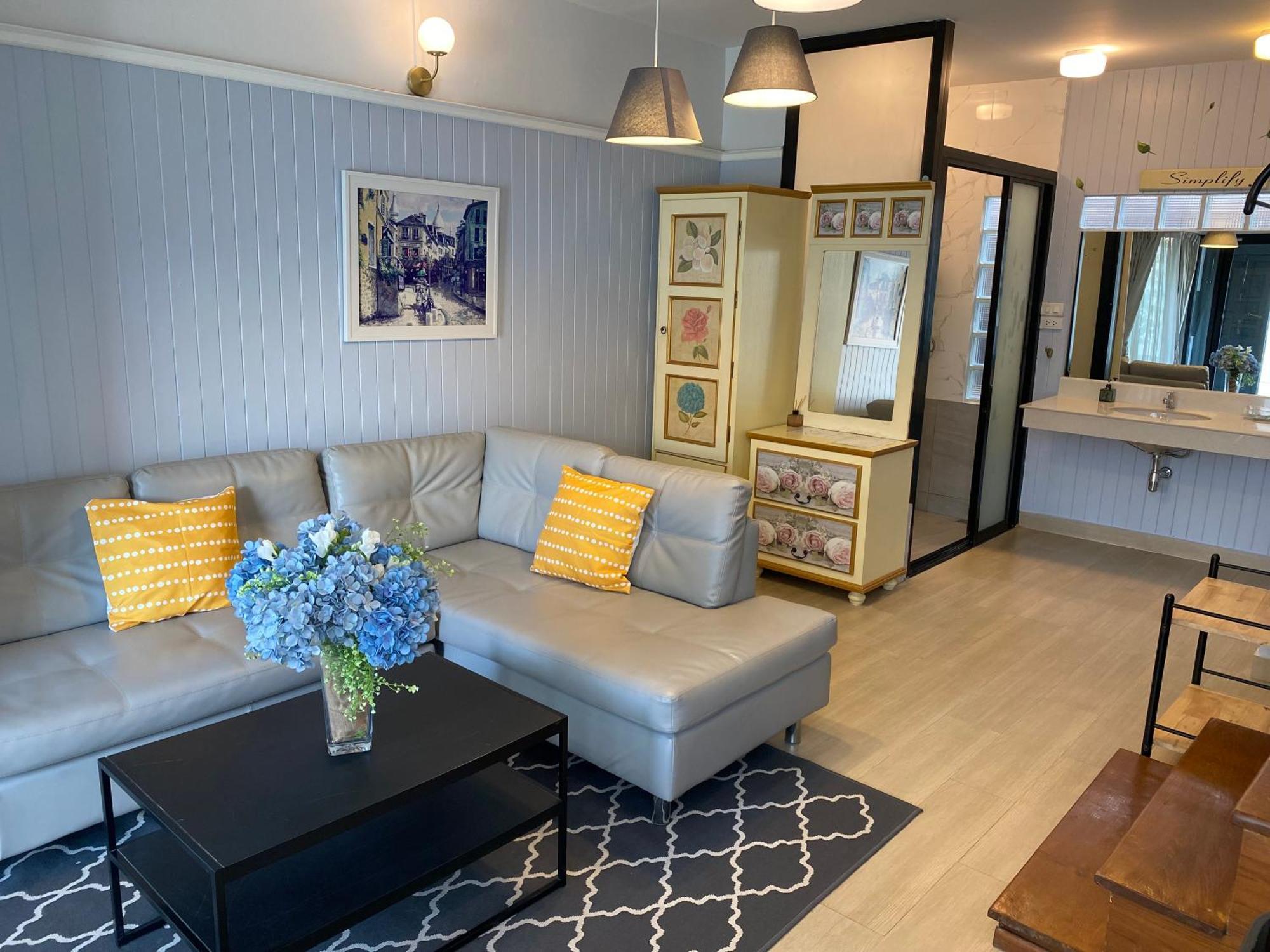La Riva Boutique