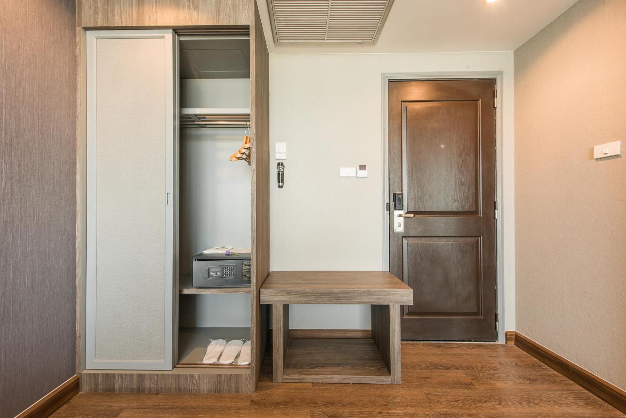 Hotel Siam Mandarina - Free Bkk Airport Shuttle 5*