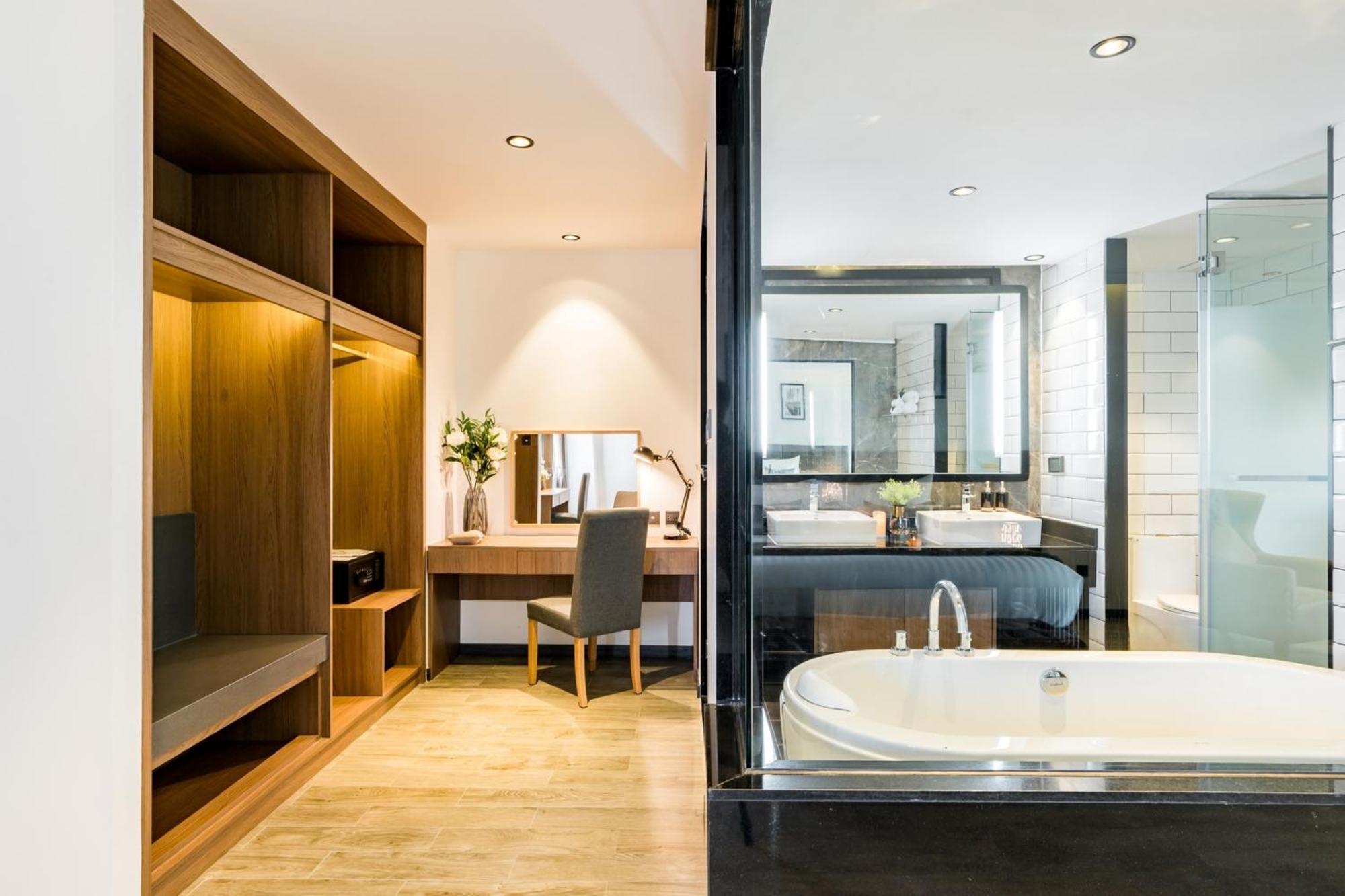 Hotel T By Pcl 4*