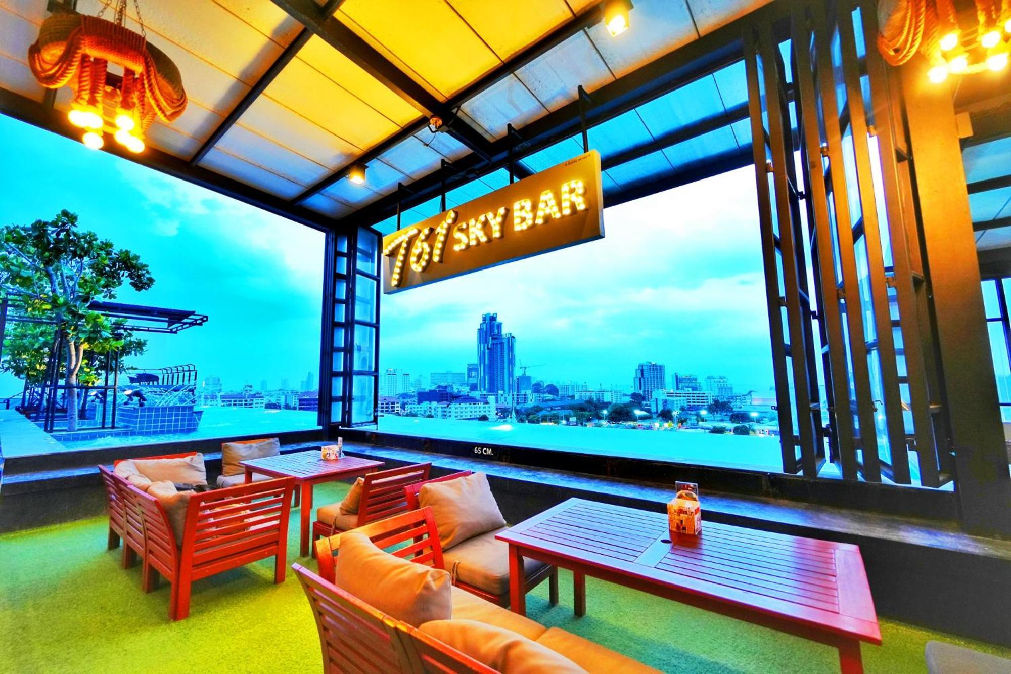 Hotel T By Pcl