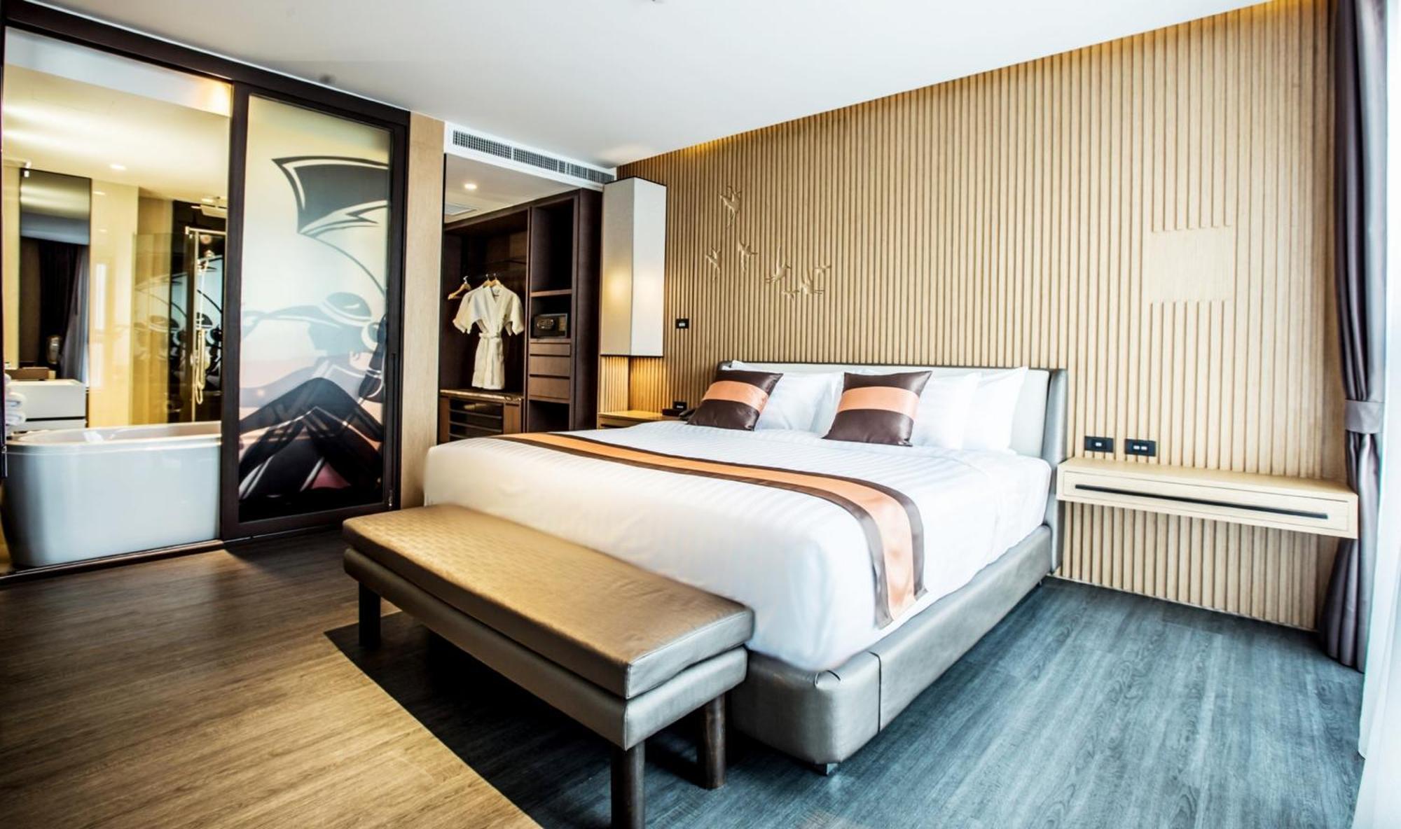 The Siamese By Pcl Hotel
